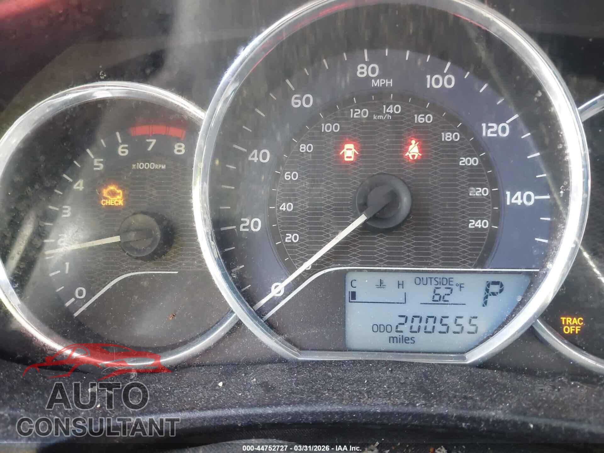 TOYOTA COROLLA 2014 - 5YFBURHE1EP132425