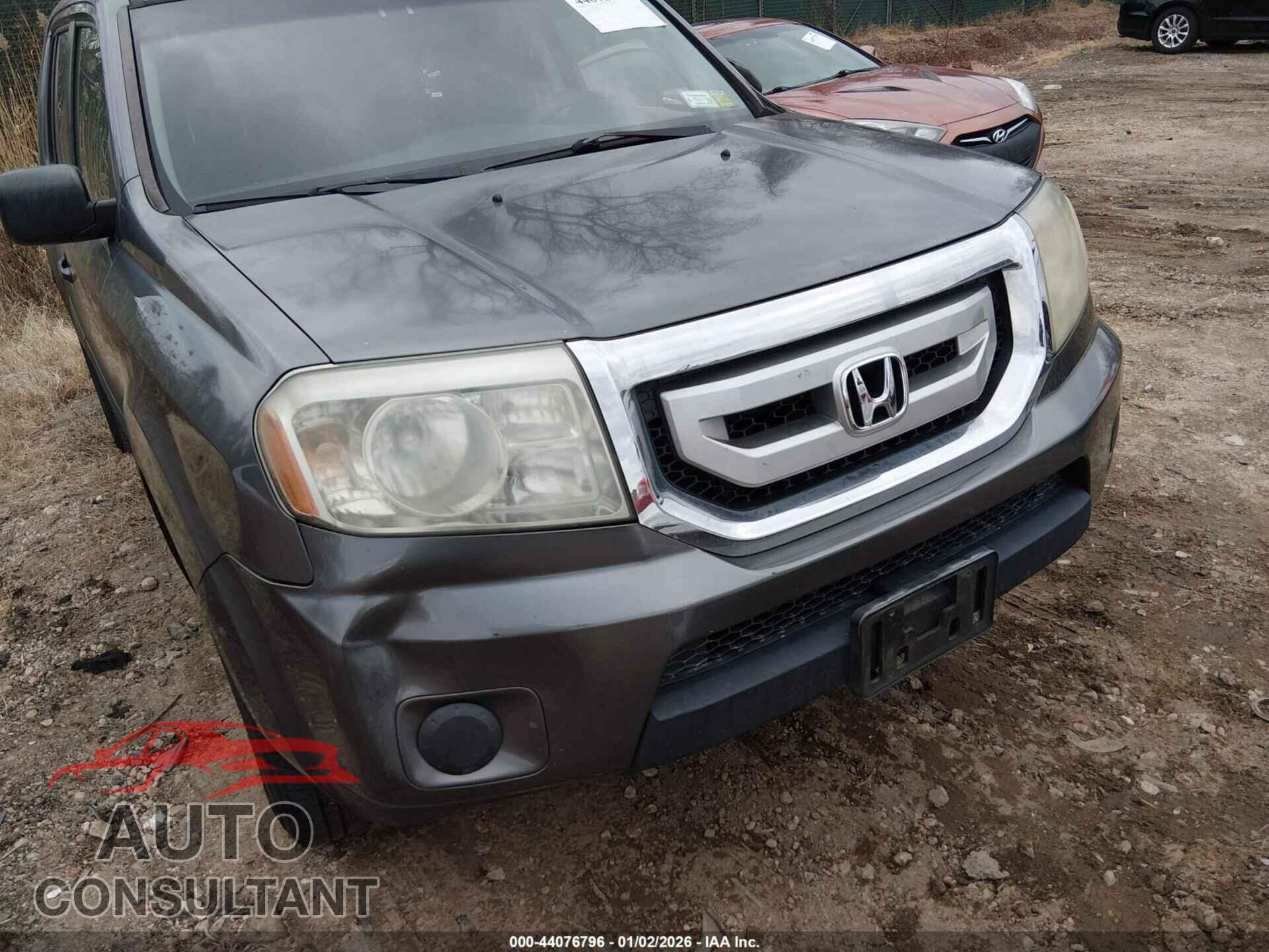 HONDA PILOT 2011 - 5FNYF3H25BB005014