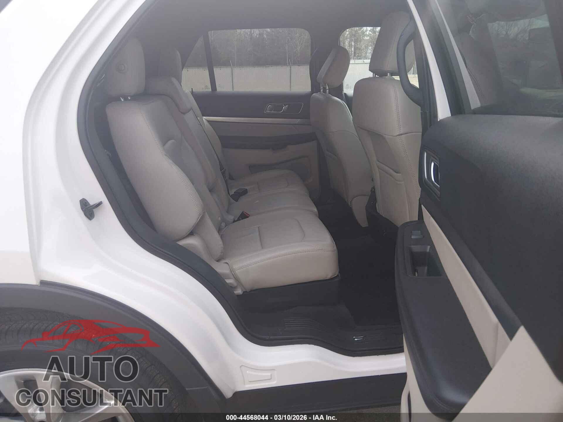 FORD EXPLORER 2018 - 1FM5K7D89JGB97246