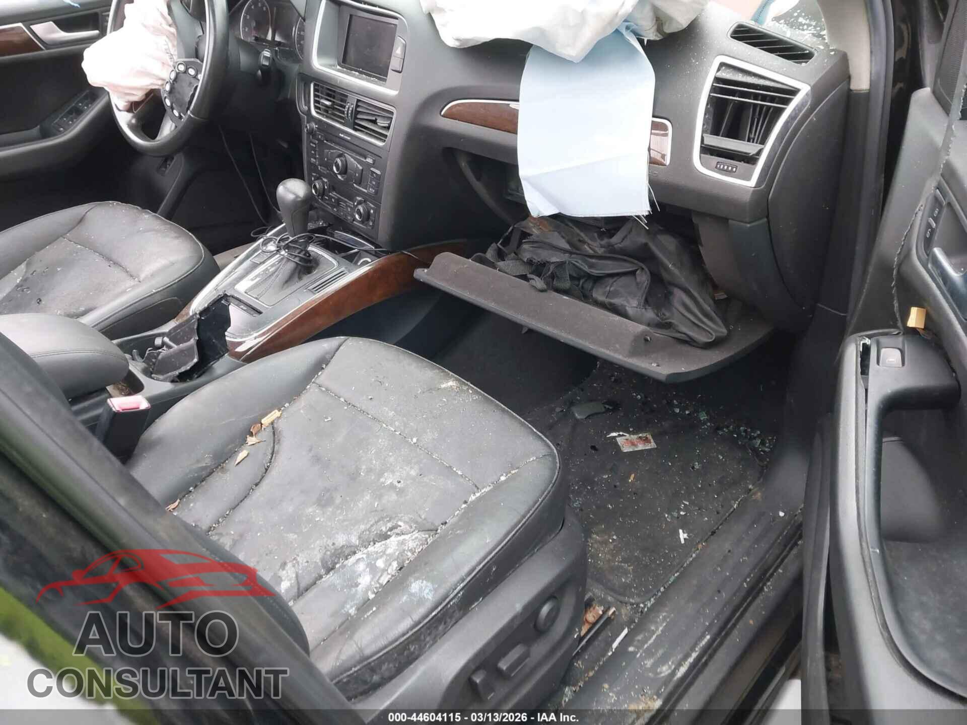 AUDI Q5 2012 - WA1CFAFP2CA082439