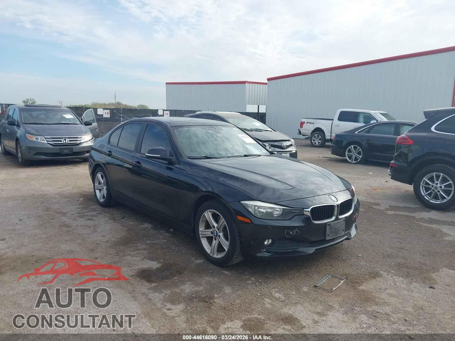 BMW 320I 2015 - WBA3B1C57FK141176