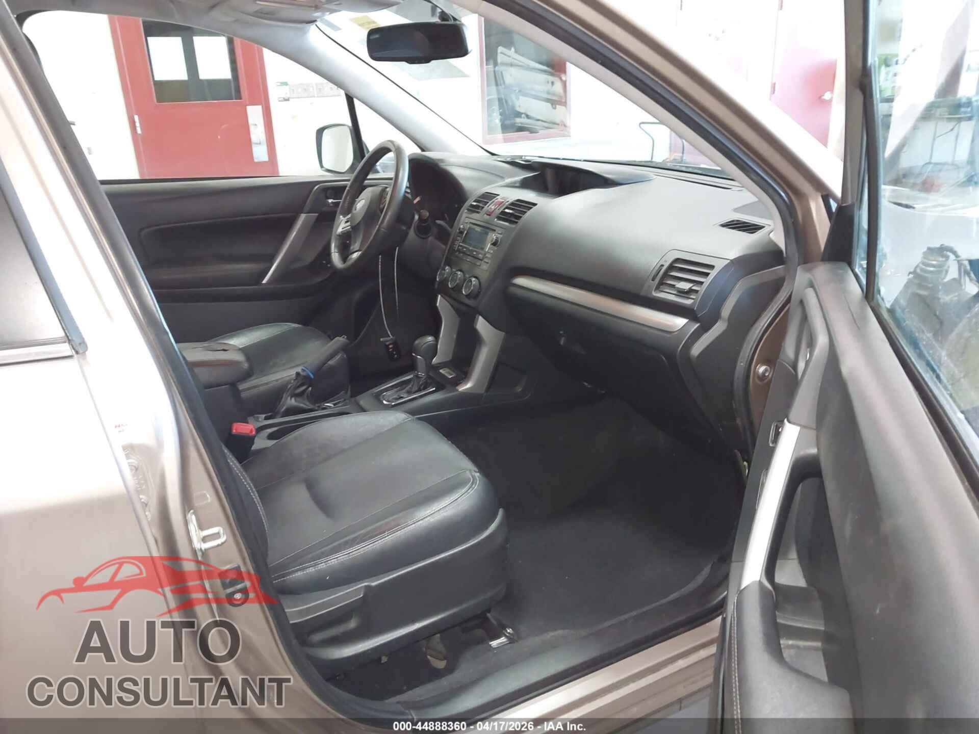 SUBARU FORESTER 2015 - JF2SJAUC9FH569005