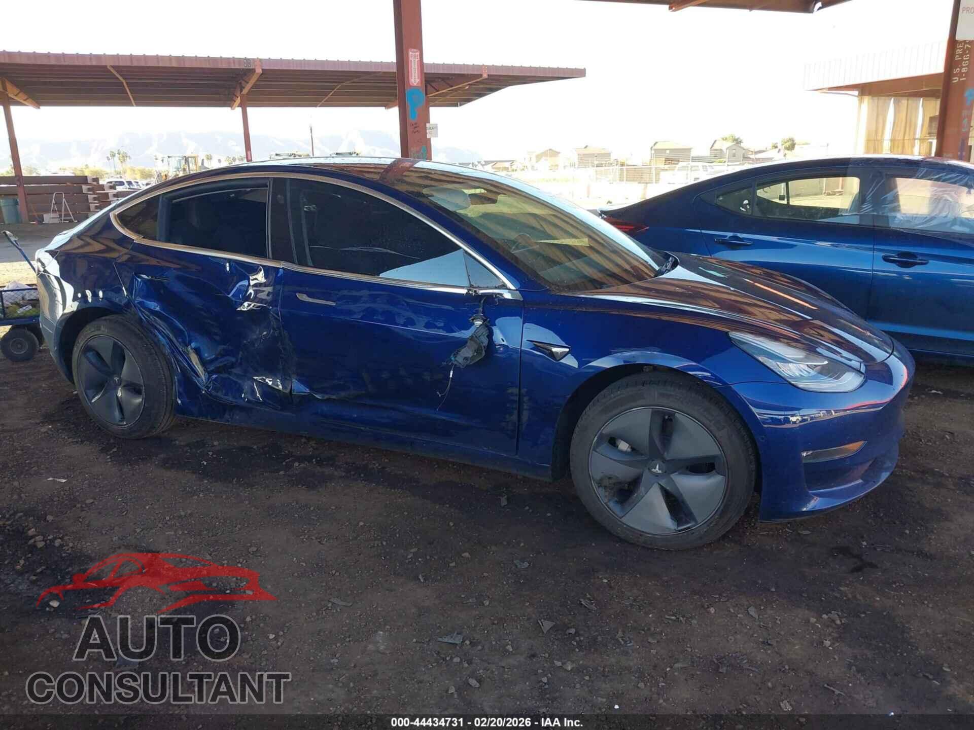 TESLA MODEL 3 2019 - 5YJ3E1EA0KF190411