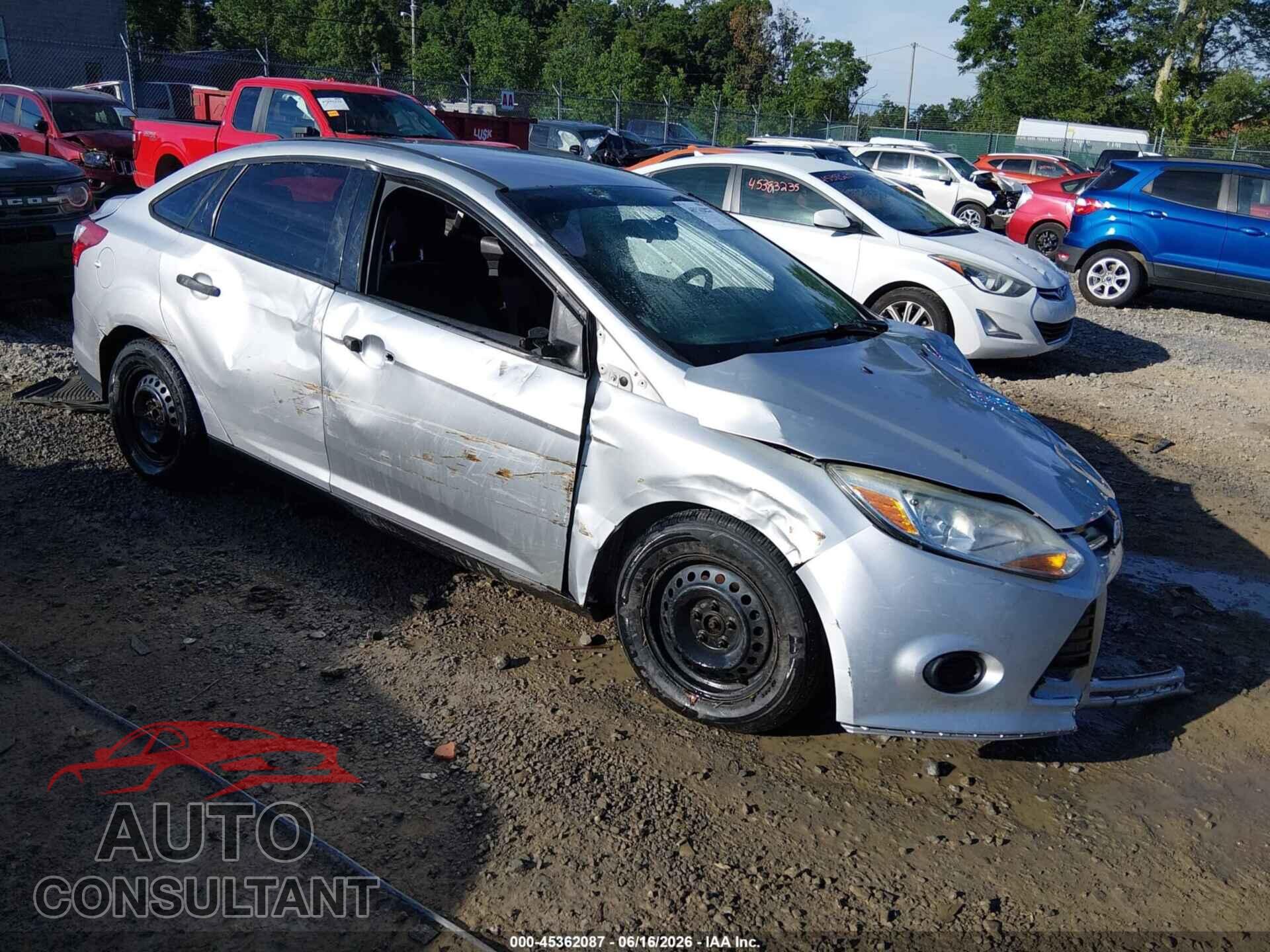 FORD FOCUS 2014 - 1FADP3E27EL329900