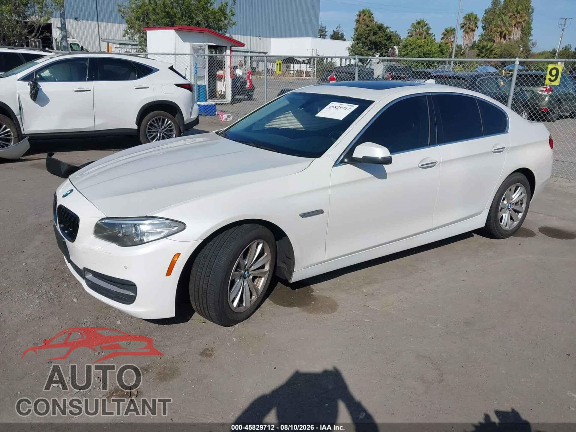 BMW 528I 2014 - WBA5A5C59ED512120