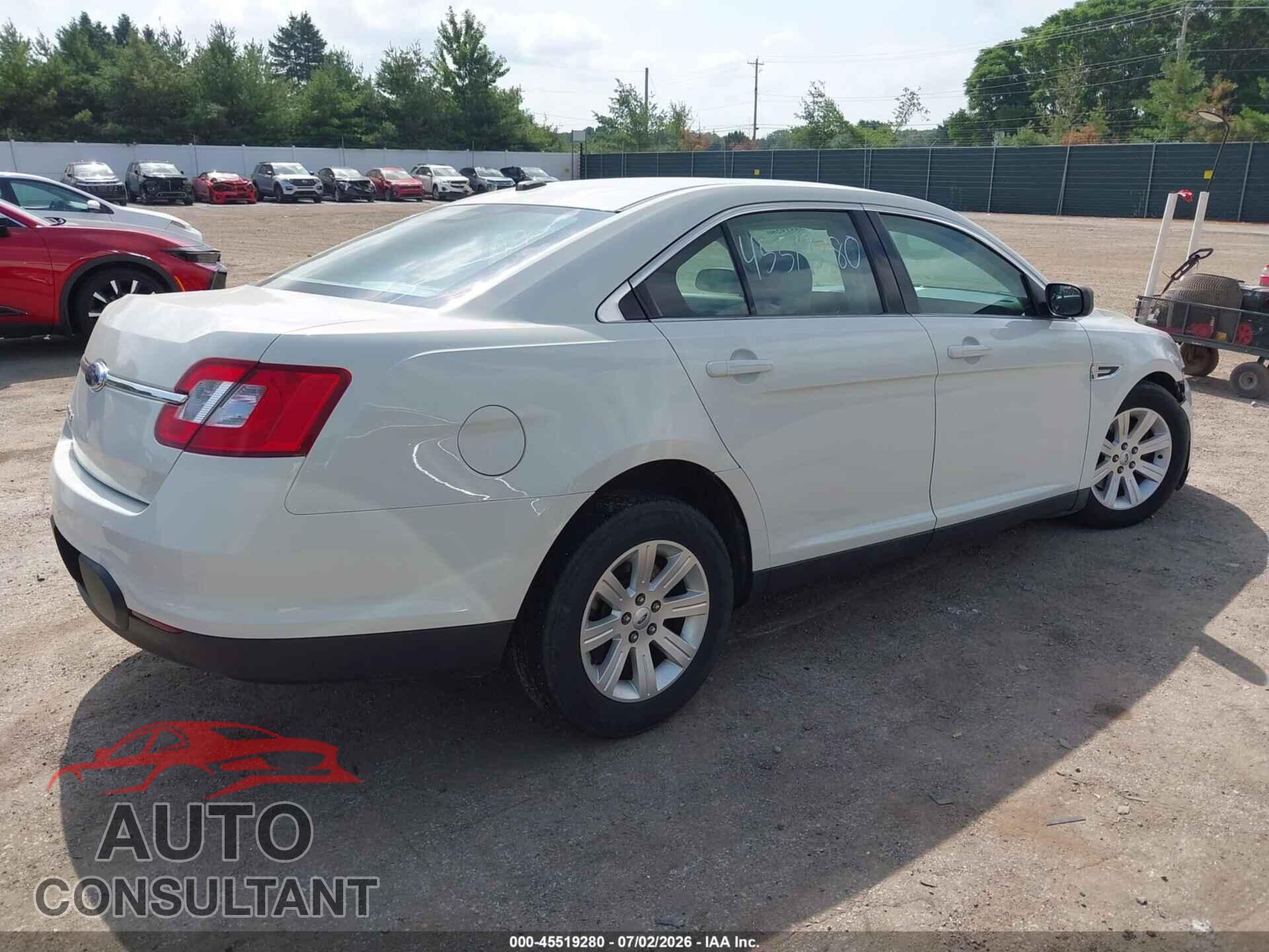 FORD TAURUS 2010 - 1FAHP2DW7AG140246