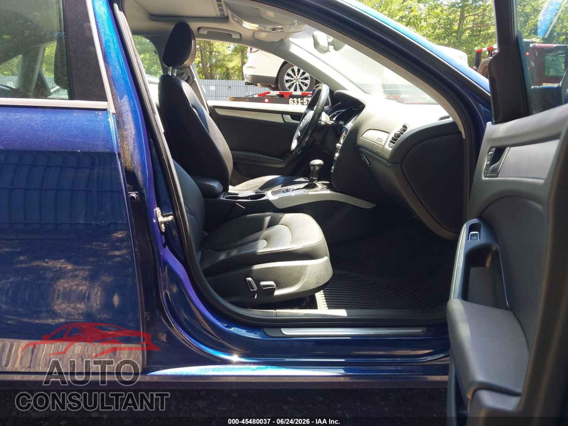 AUDI A4 2013 - WAUBFAFL5DN045391