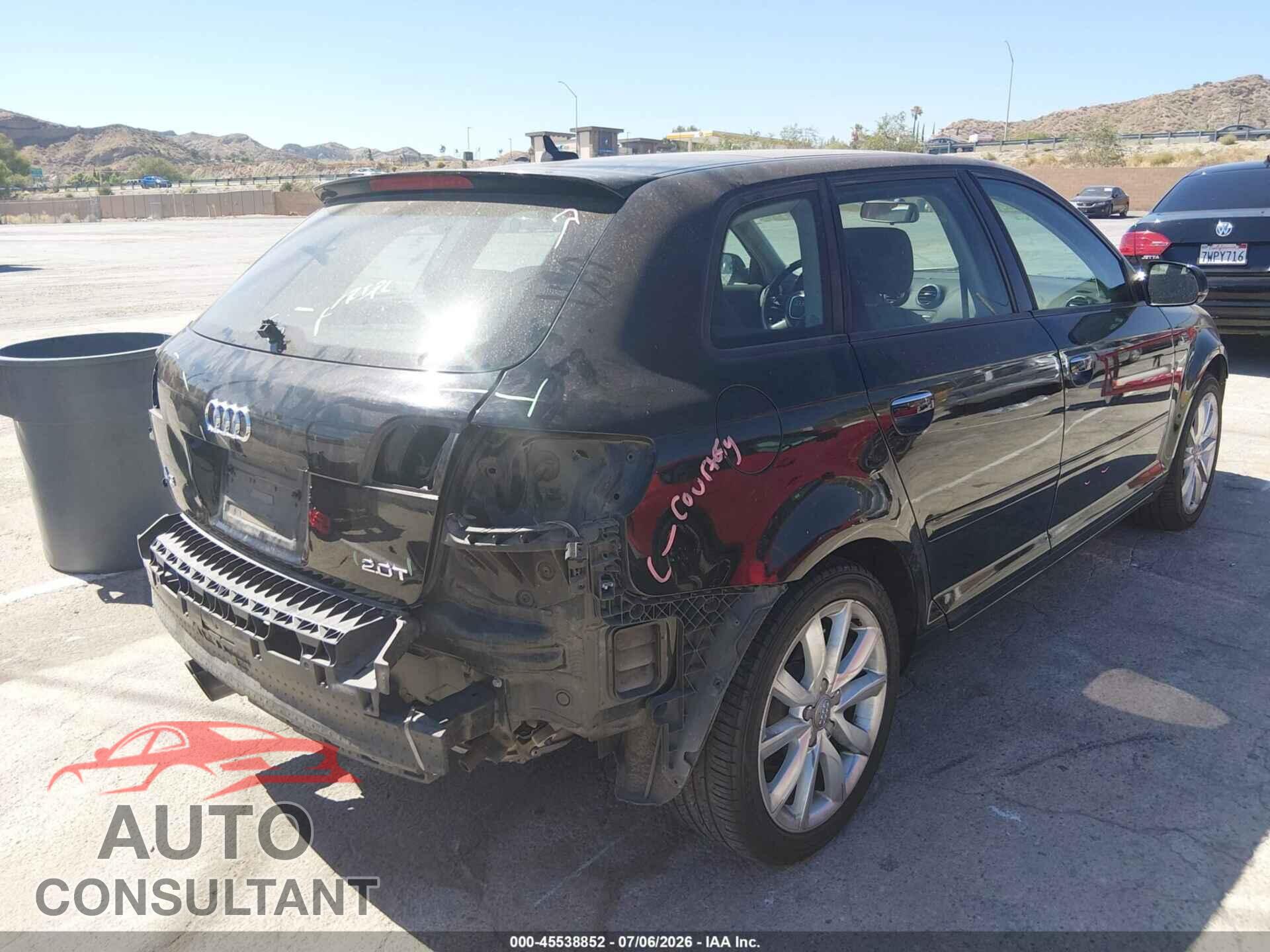 AUDI A3 2011 - WAUBFAFM8BA079614
