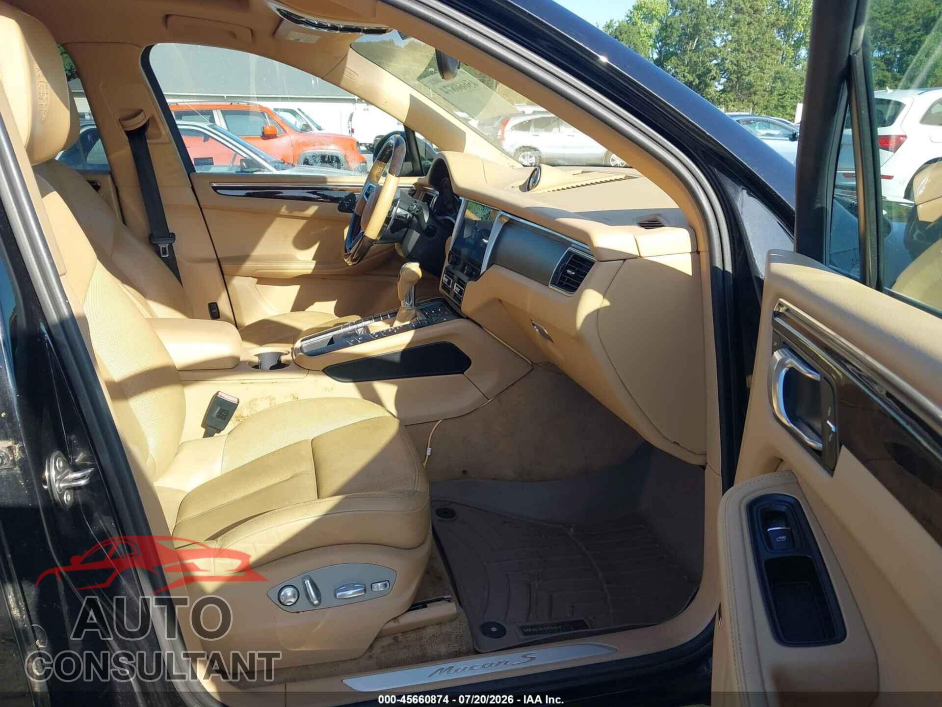 PORSCHE MACAN 2015 - WP1AB2A59FLB71601