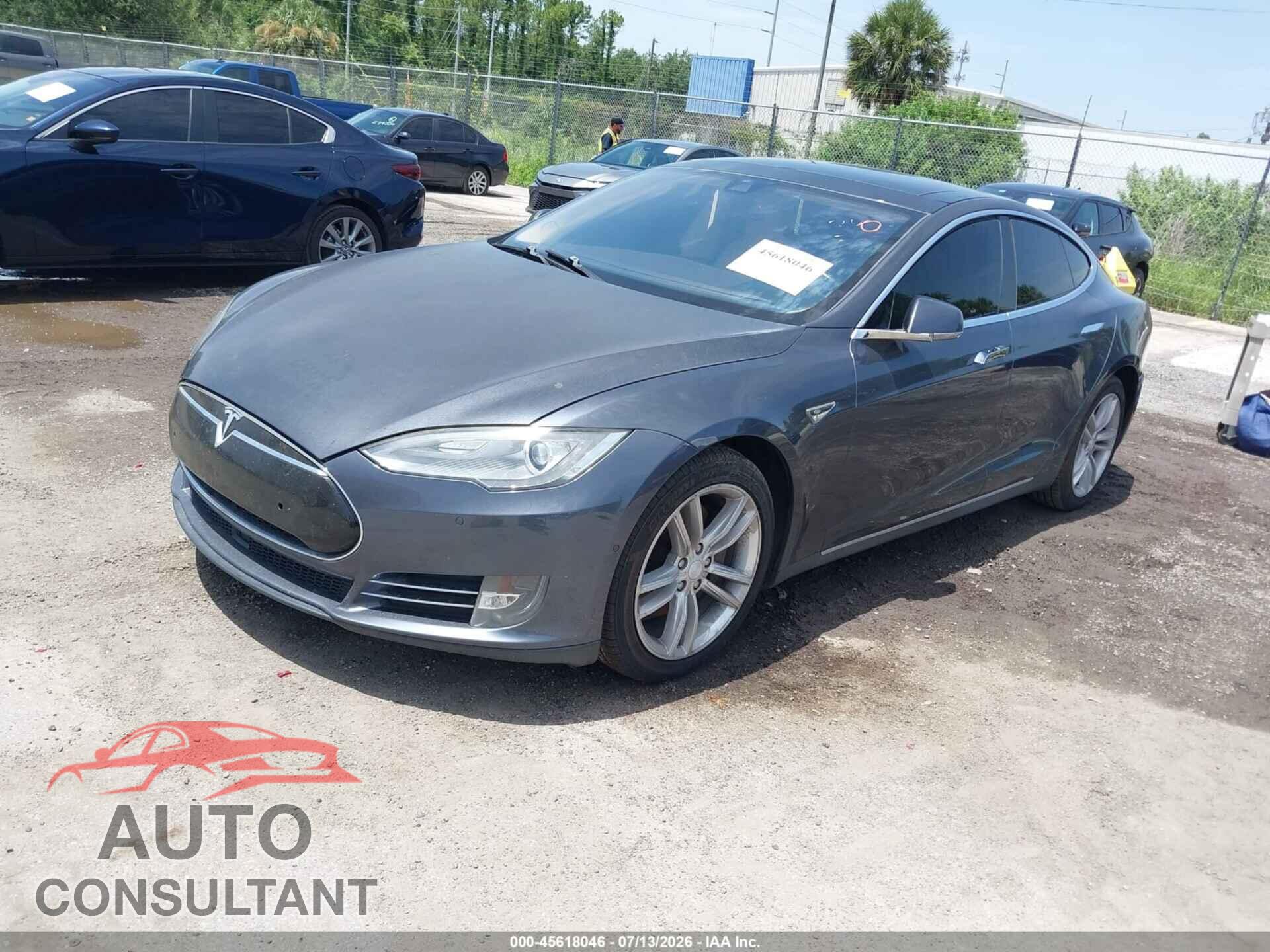 TESLA MODEL S 2014 - 5YJSA1S10EFP56681