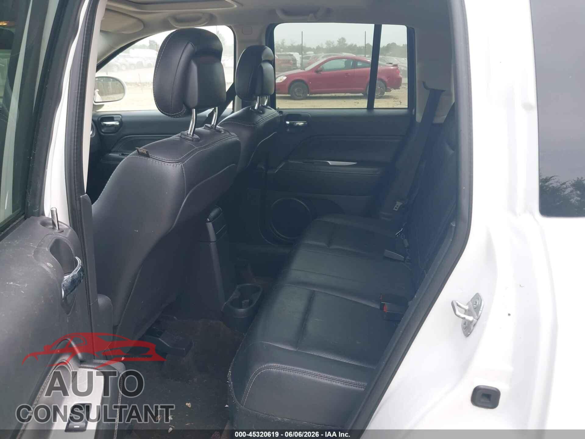 JEEP COMPASS 2014 - 1C4NJCEA2ED757701