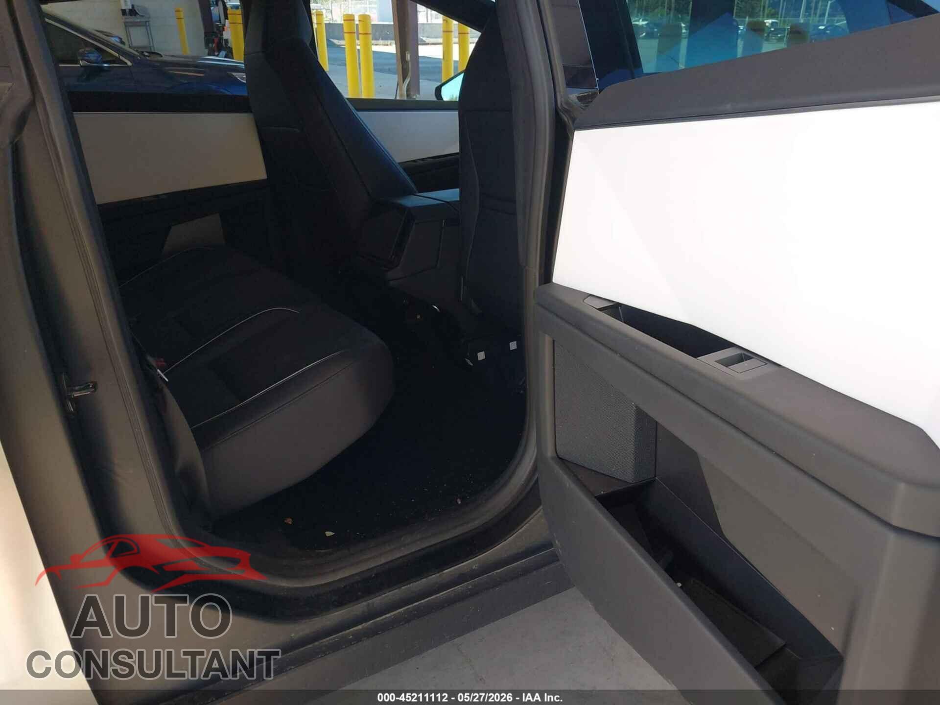 TESLA CYBERTRUCK 2024 - 7G2CEHEE7RA009529