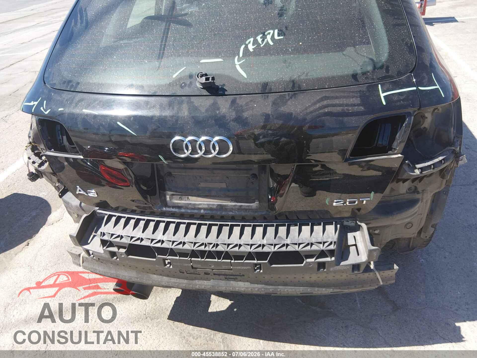 AUDI A3 2011 - WAUBFAFM8BA079614