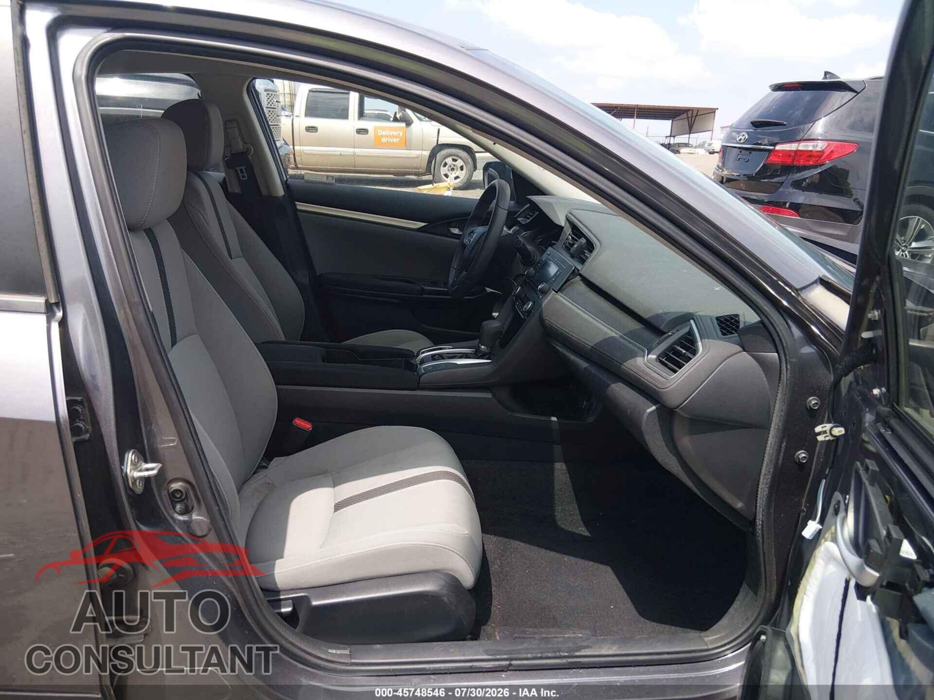 HONDA CIVIC 2019 - 2HGFC2F63KH516376