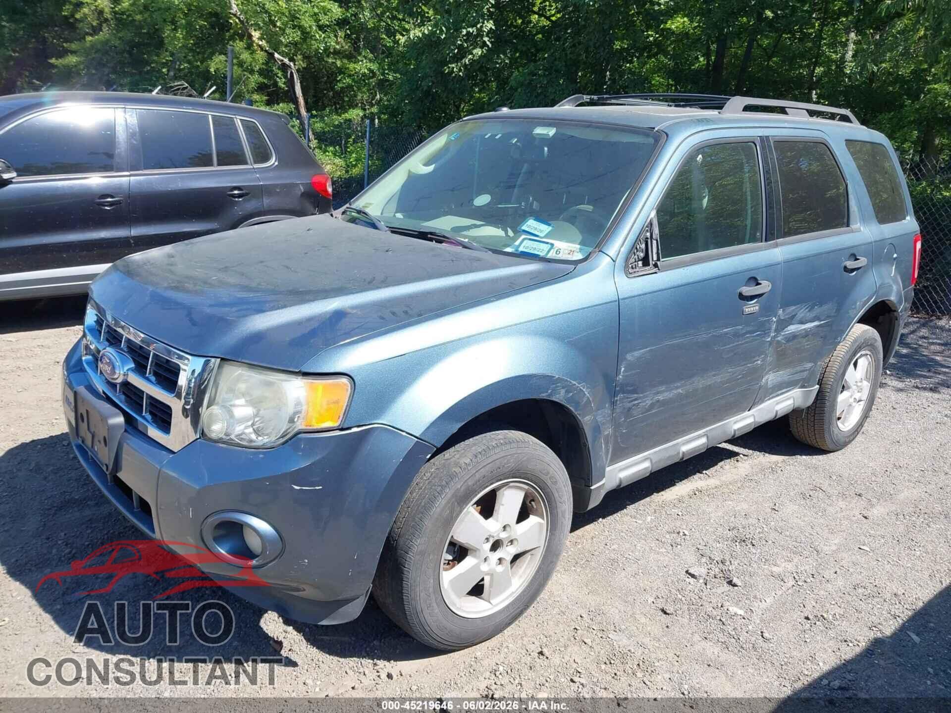 FORD ESCAPE 2011 - 1FMCU0DG4BKC70182