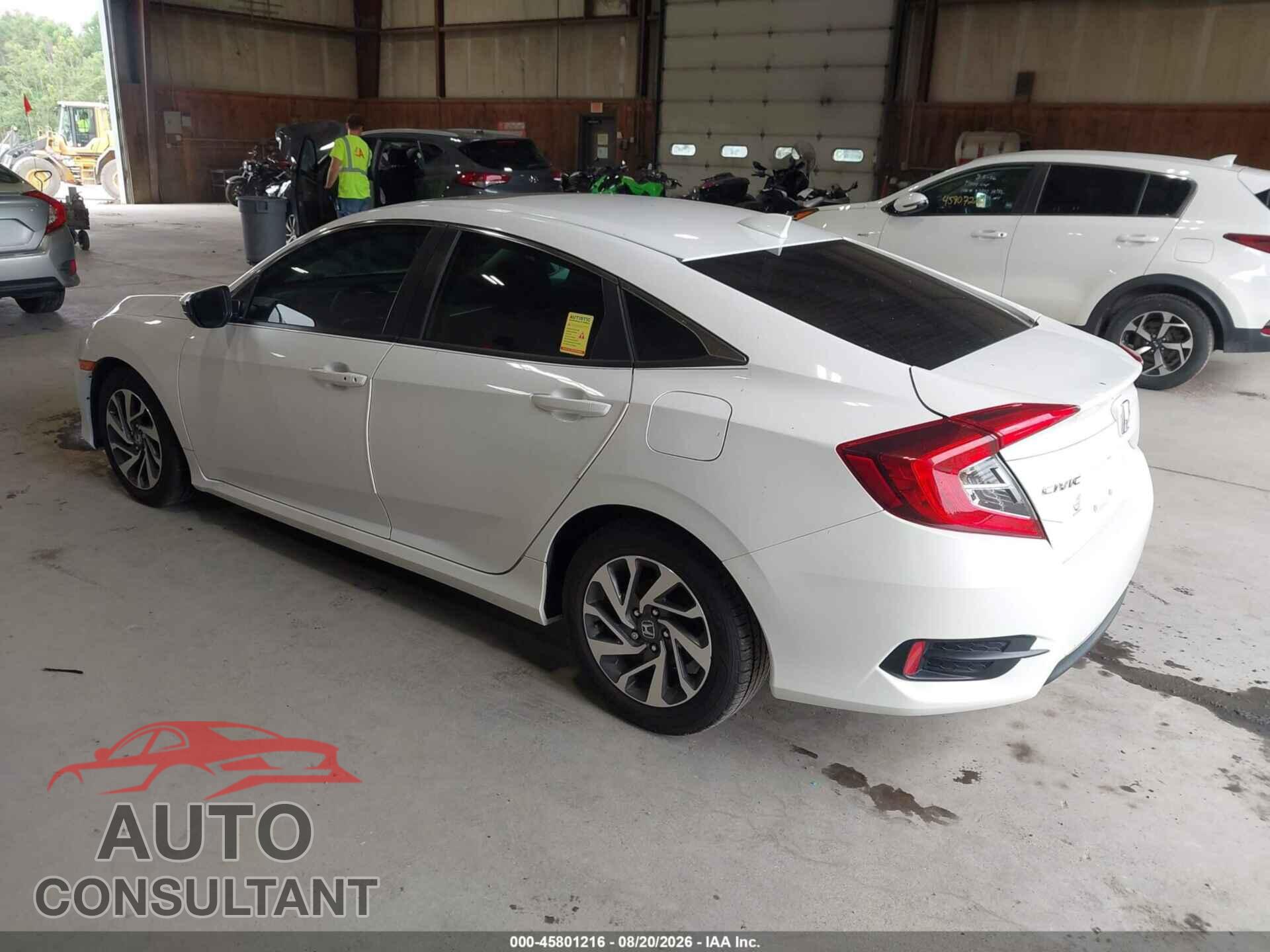 HONDA CIVIC 2018 - 2HGFC2F77JH554359