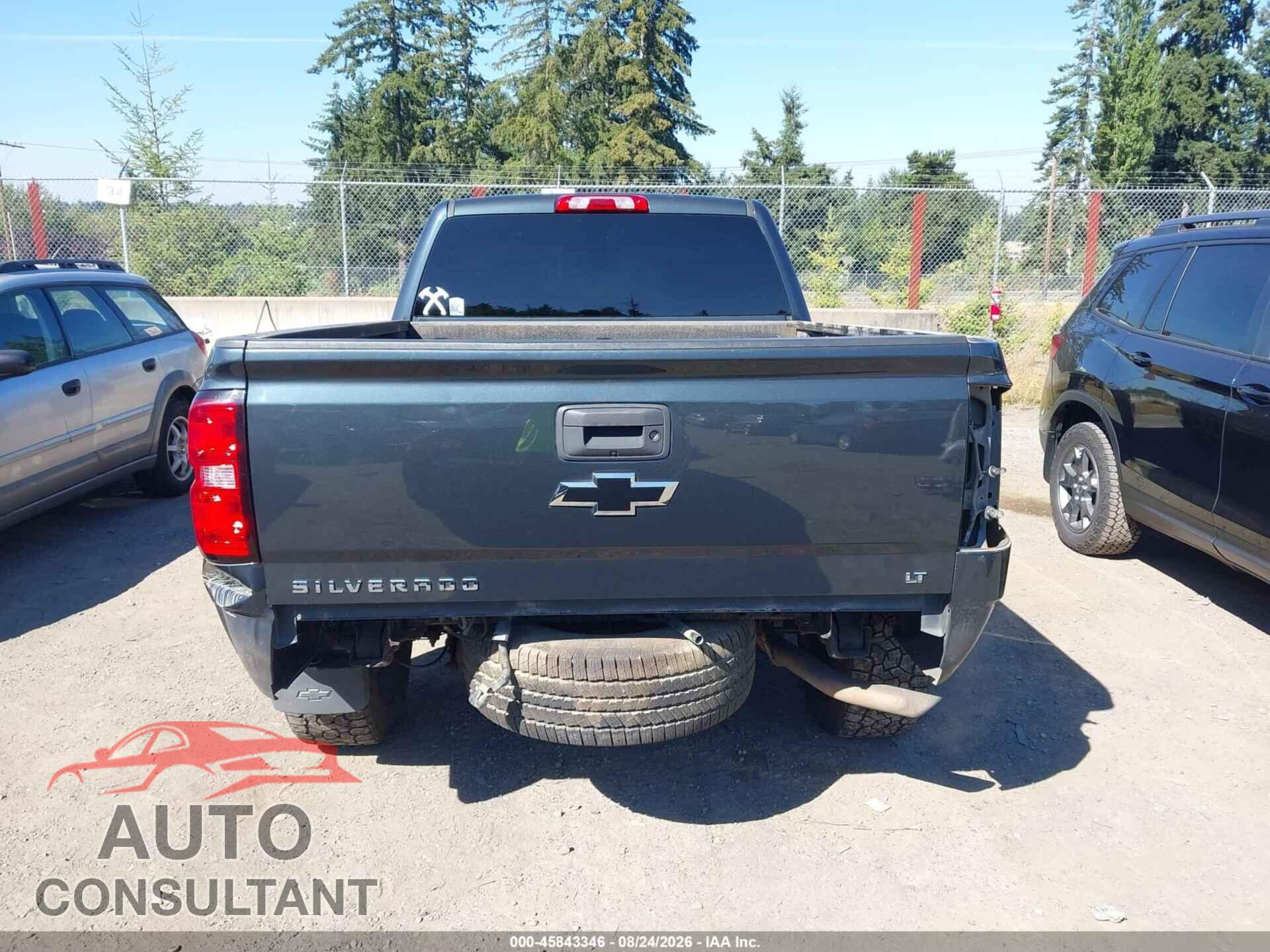 CHEVROLET SILVERADO 1500 2017 - 1GCUKREC0HF240077