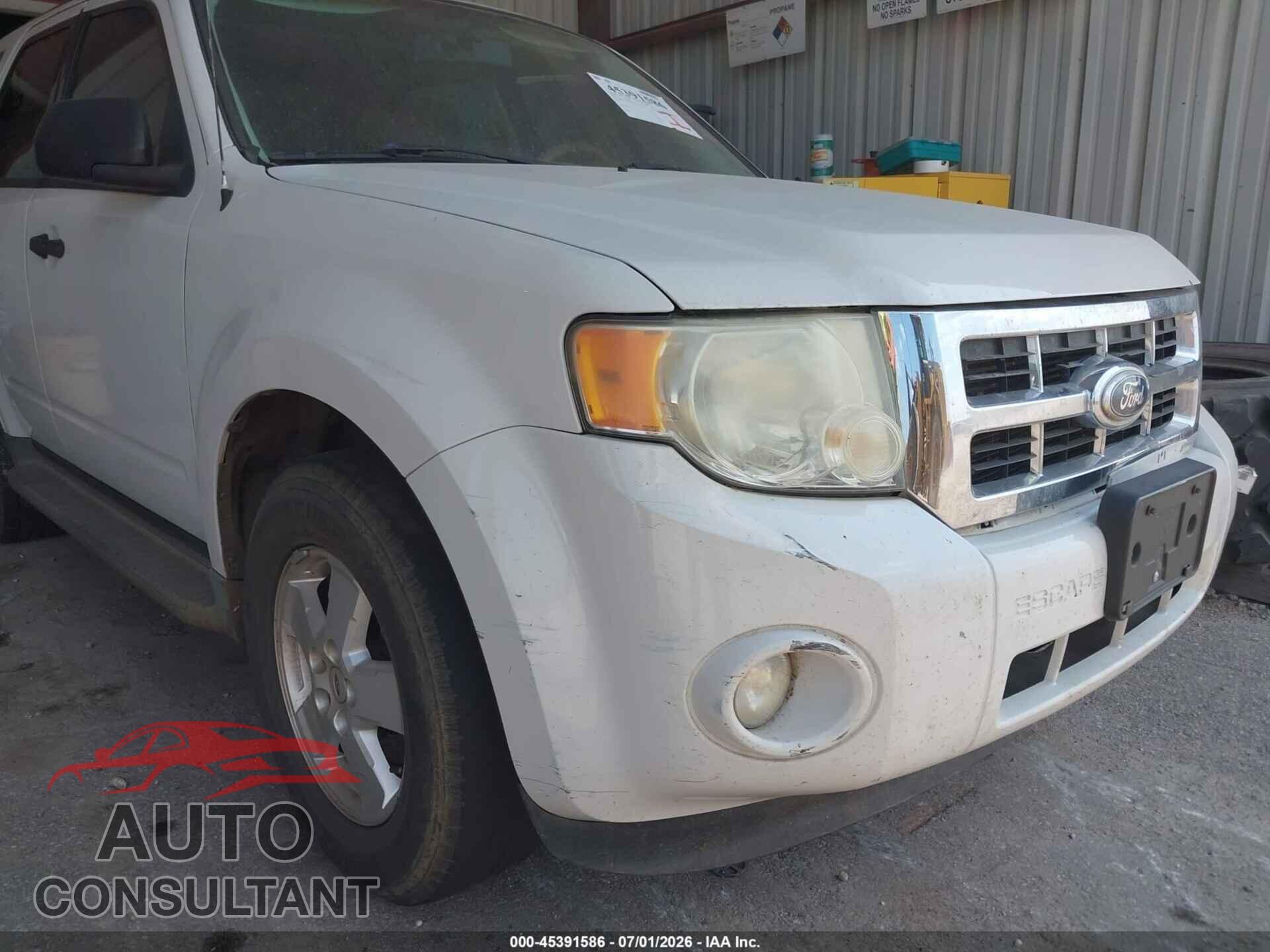 FORD ESCAPE 2010 - 1FMCU0D70AKD30540