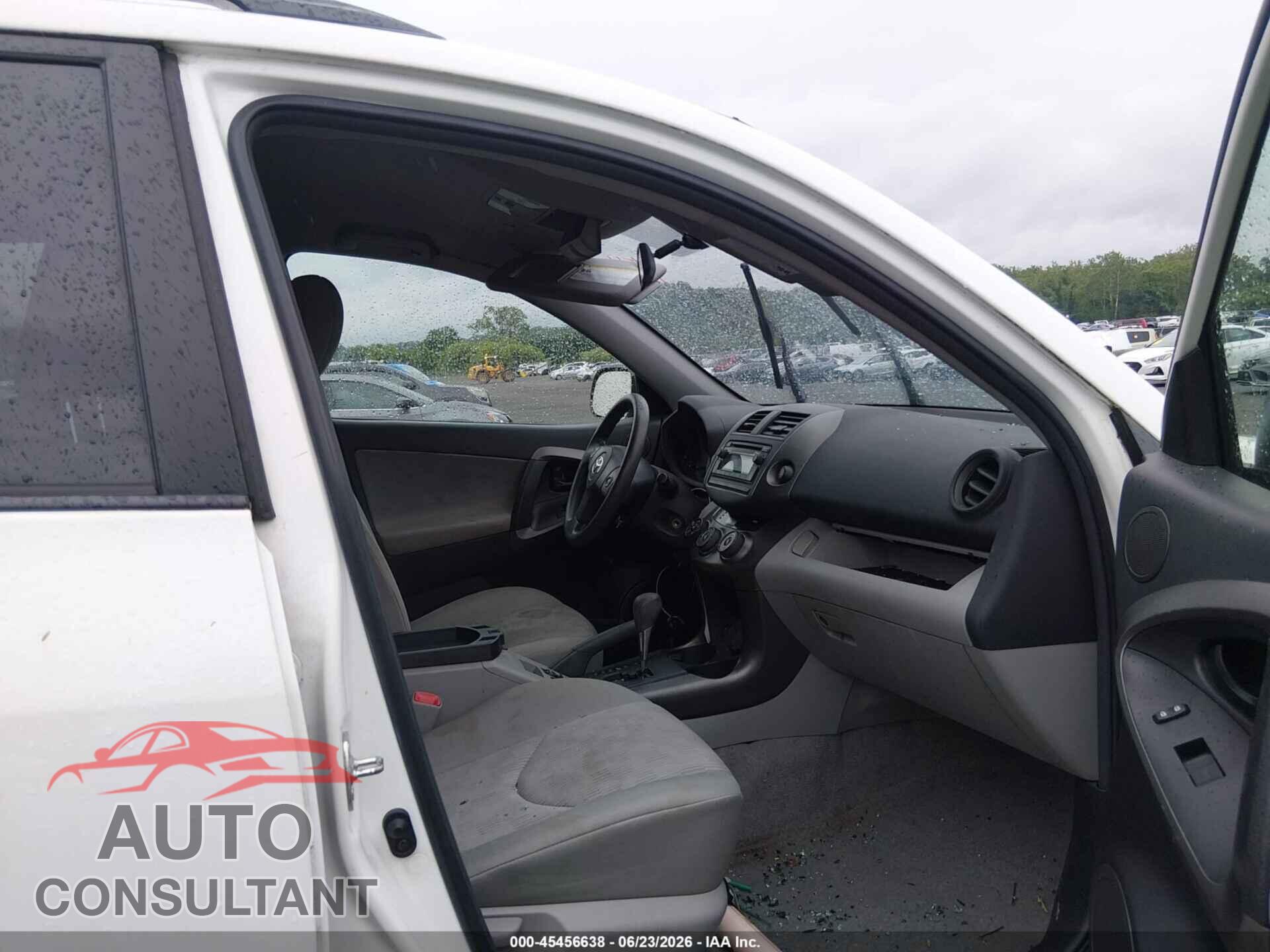 TOYOTA RAV4 2012 - 2T3BF4DV2CW268519