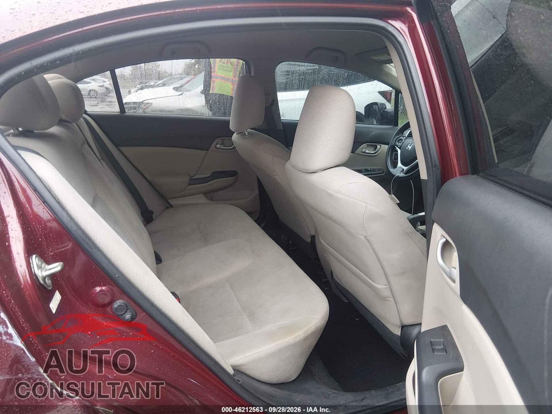 HONDA CIVIC 2013 - 2HGFB2F57DH600052