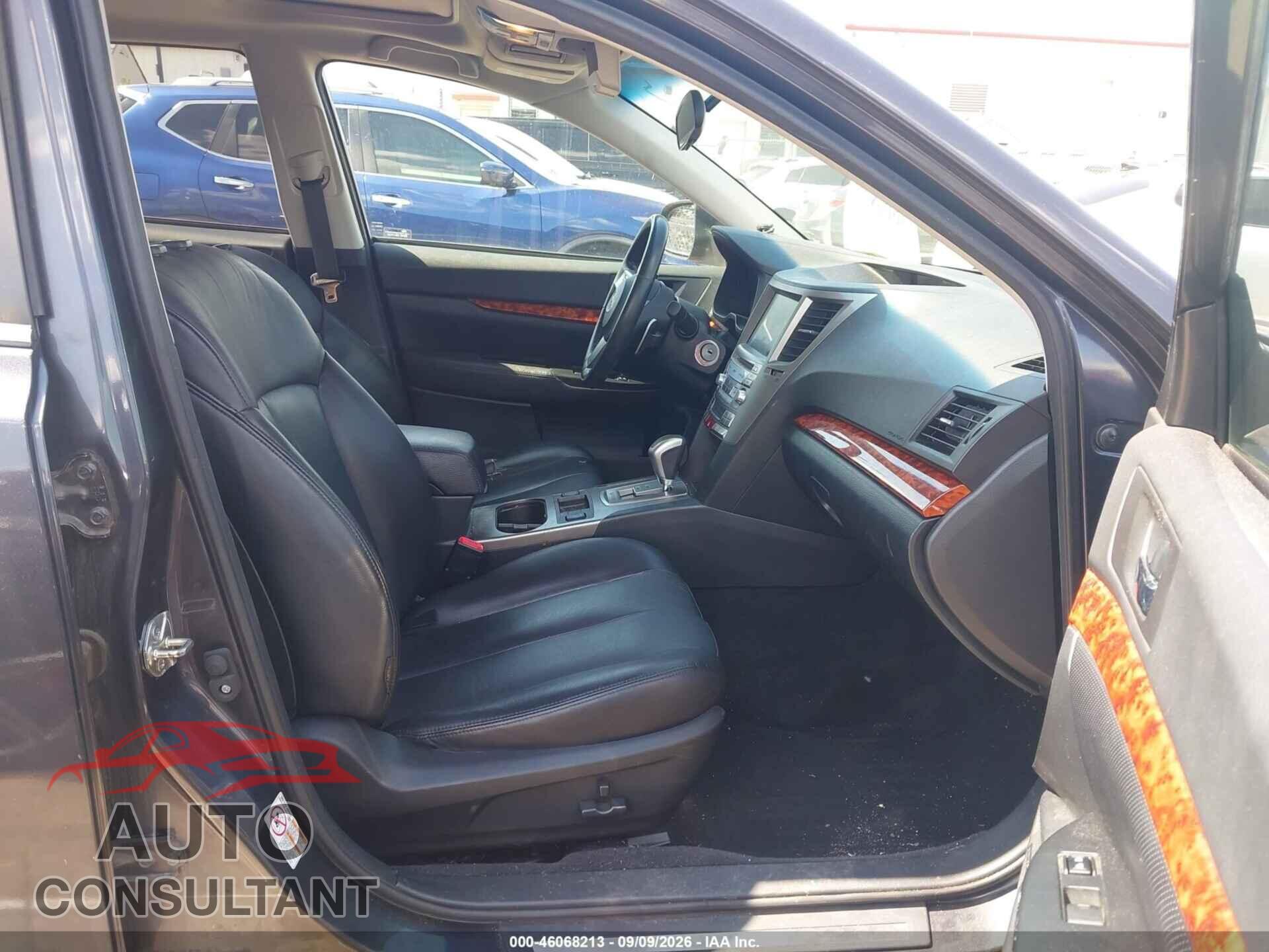 SUBARU OUTBACK 2010 - 4S4BRELC3A2362391