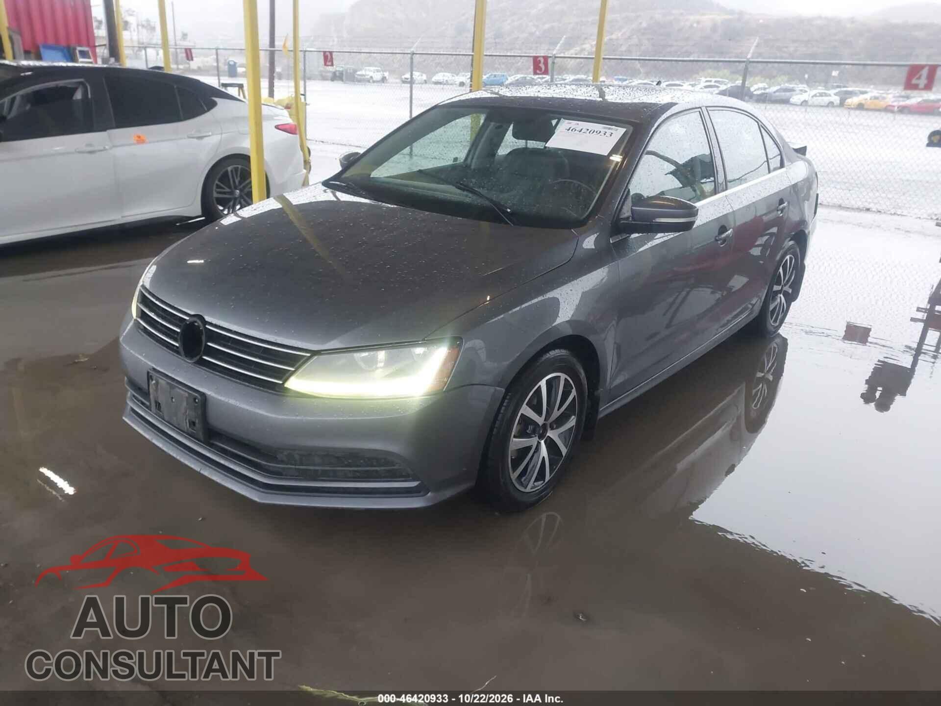 VOLKSWAGEN JETTA 2017 - 3VWDB7AJ4HM324893