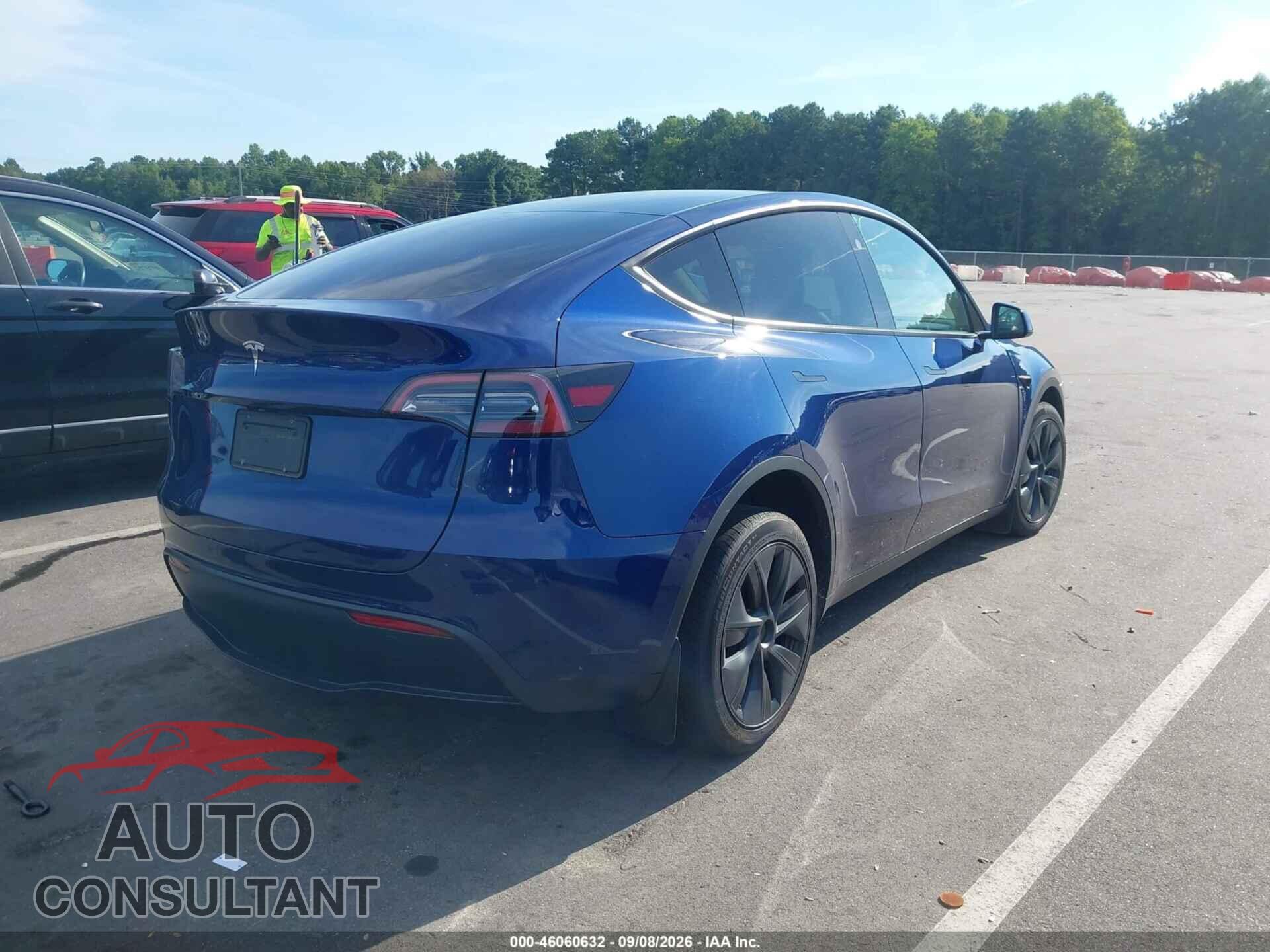 TESLA MODEL Y 2024 - 7SAYGDED1RF191950