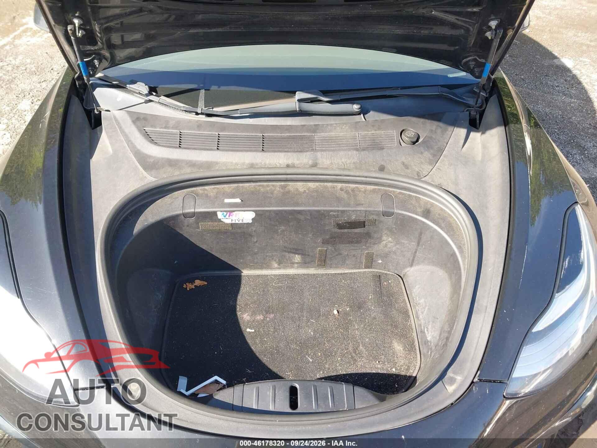 TESLA MODEL 3 2019 - 5YJ3E1EB3KF231073
