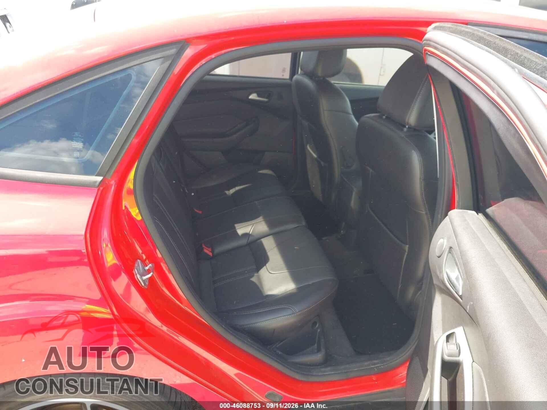 FORD FOCUS 2013 - 1FADP3F21DL209720