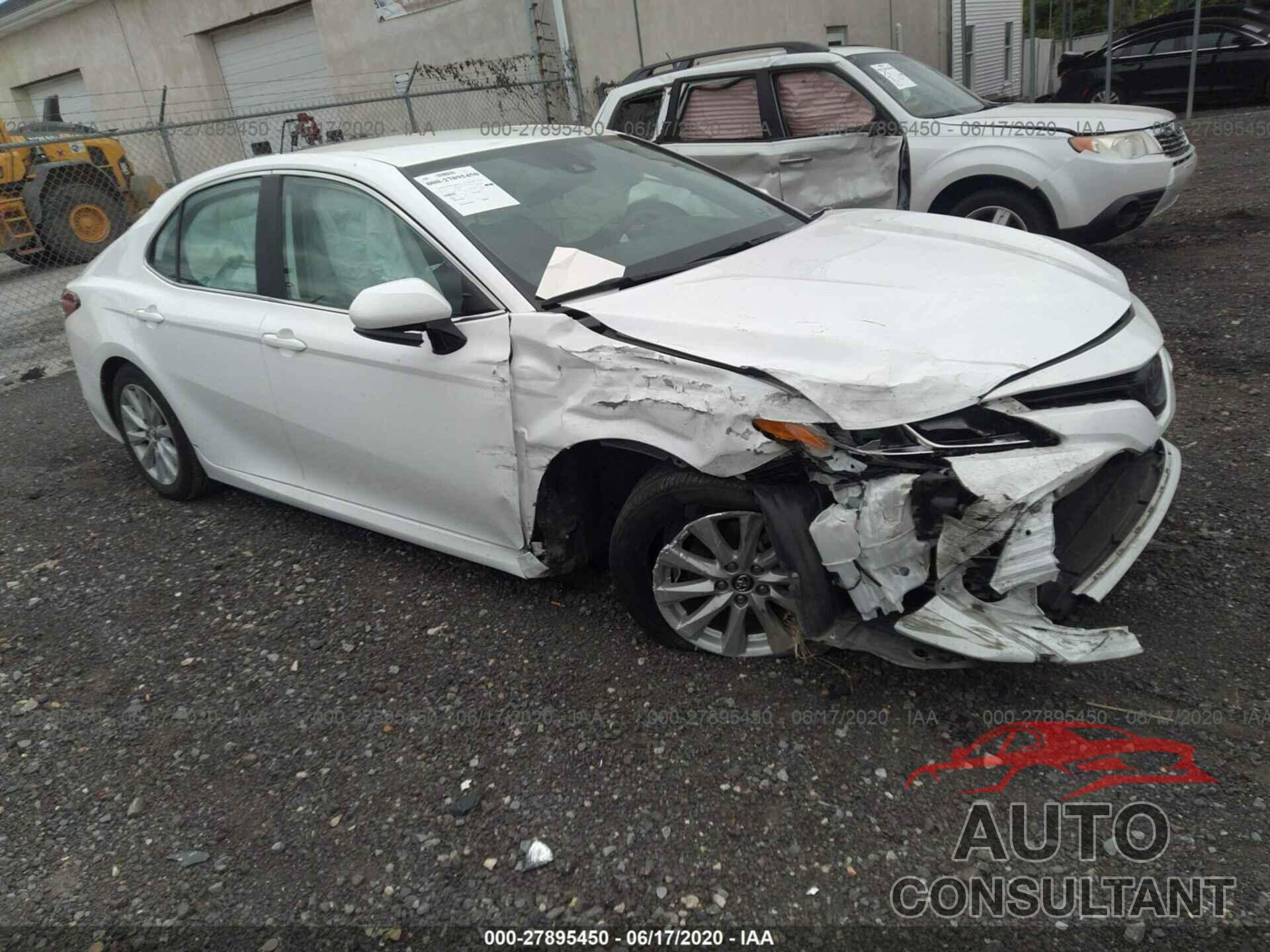 TOYOTA CAMRY 2019 - 4T1B11HK0KU750667