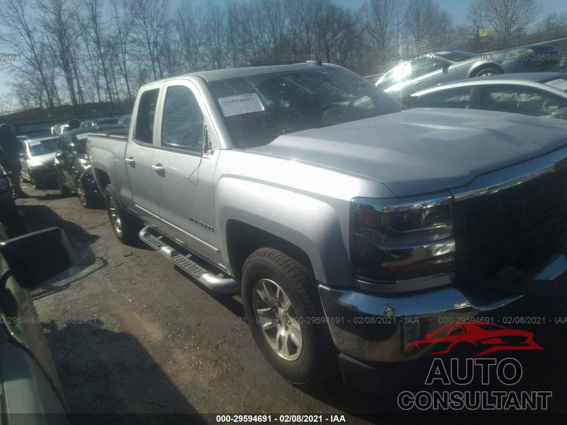 CHEVROLET SILVERADO 1500 2017 - 1GCVKREC3HZ292208