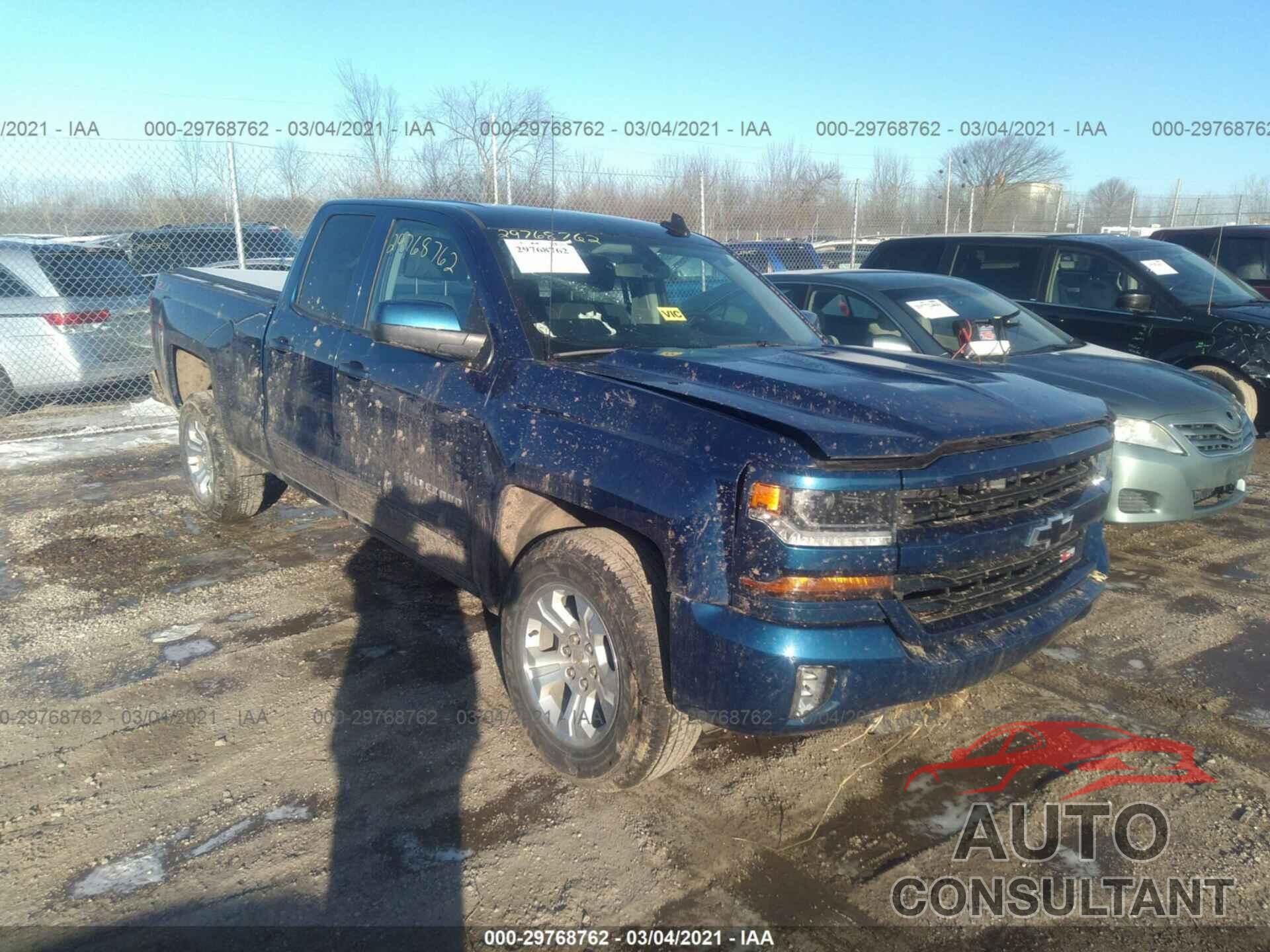 CHEVROLET SILVERADO 1500 2018 - 1GCVKREH6JZ115069