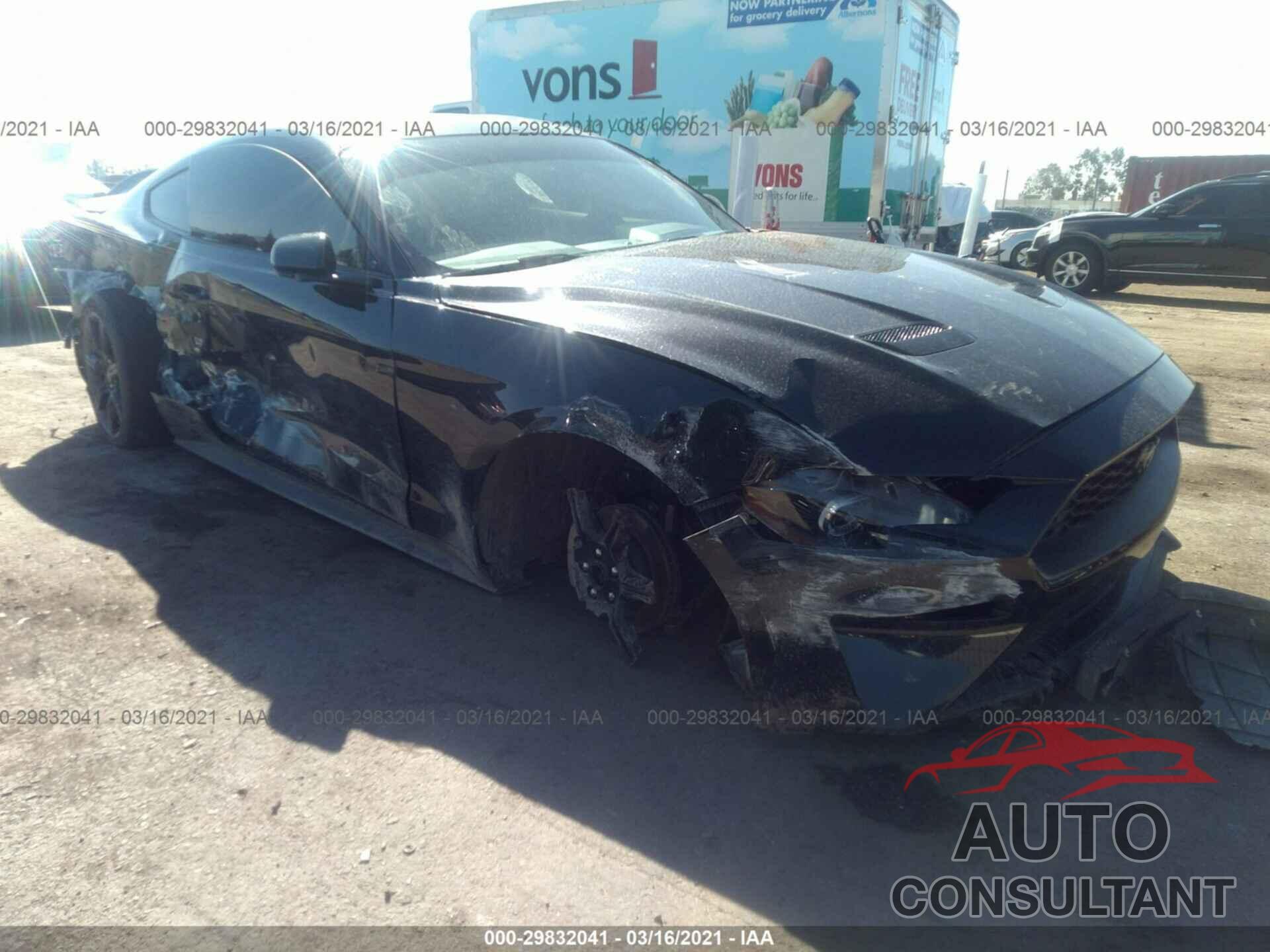 FORD MUSTANG 2019 - 1FA6P8TH3K5202705