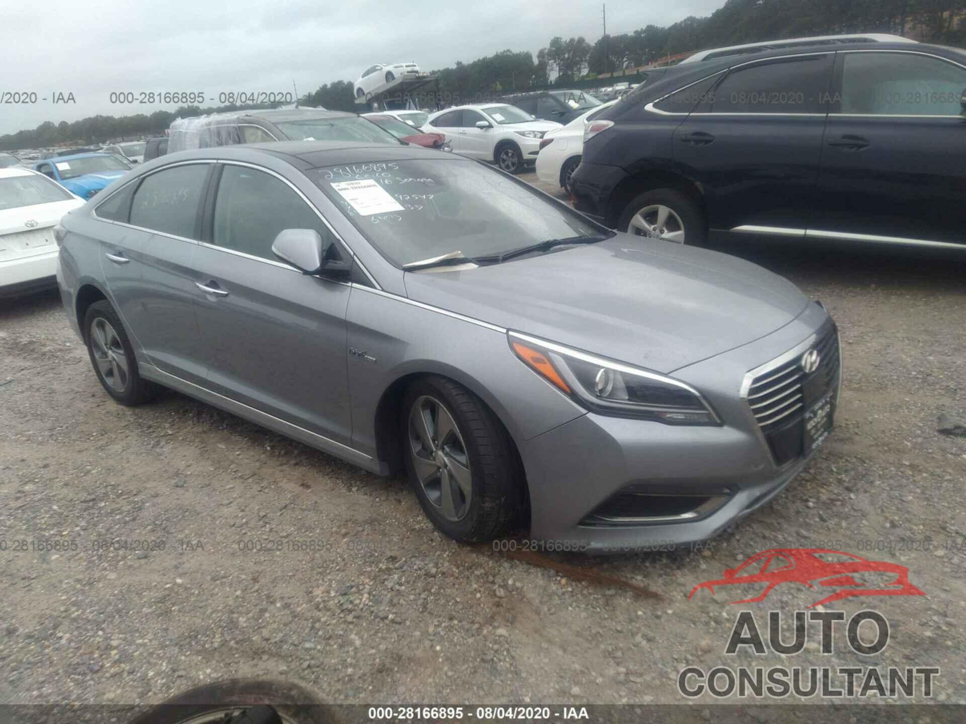 HYUNDAI SONATA HYBRID 2016 - KMHE34L10GA017826