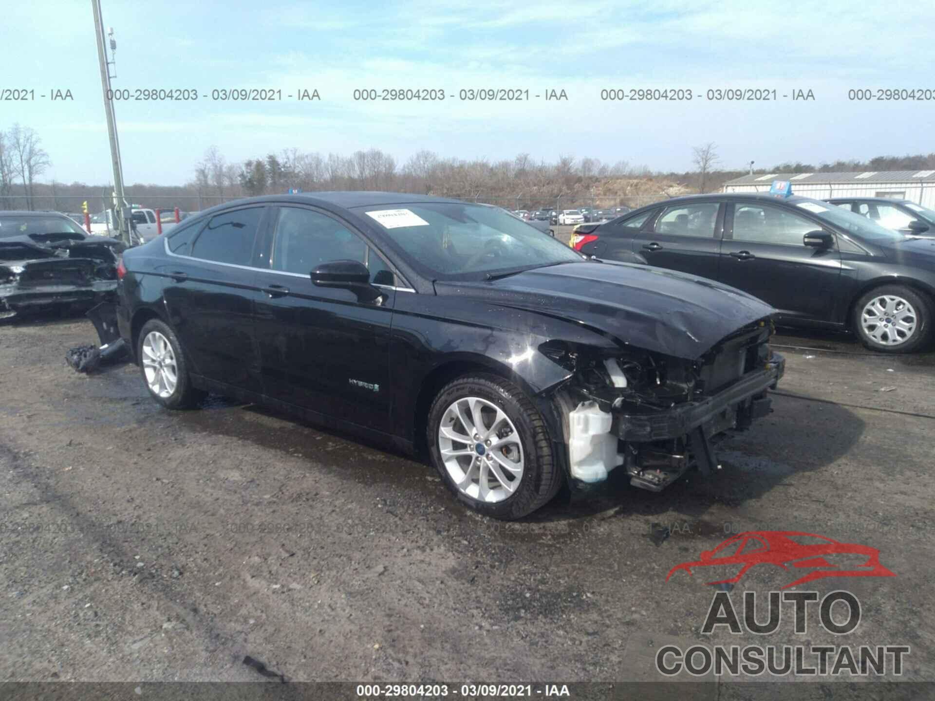 FORD FUSION HYBRID 2019 - 3FA6P0LU4KR104939