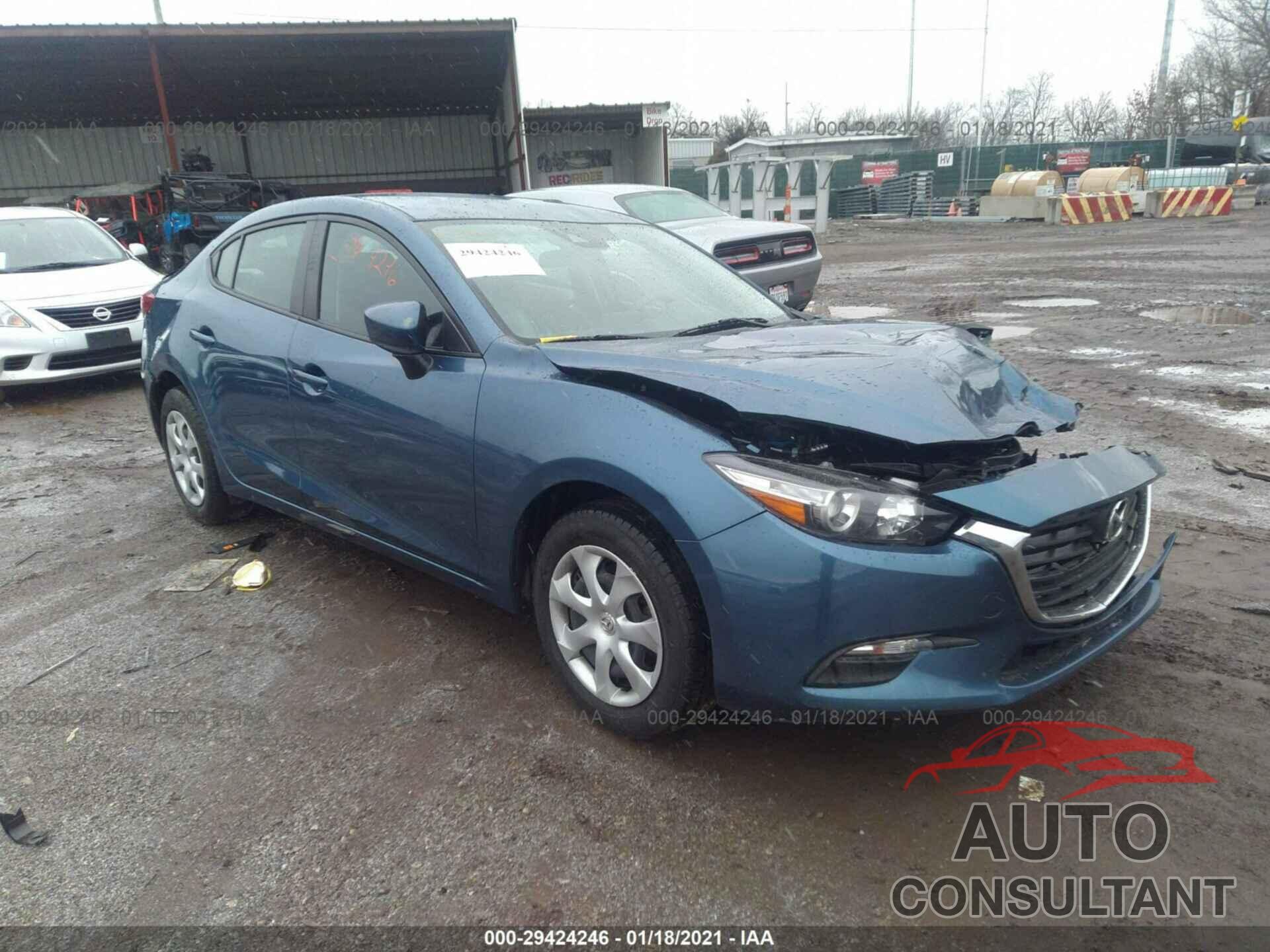 MAZDA MAZDA3 4-DOOR 2018 - 3MZBN1U78JM212616