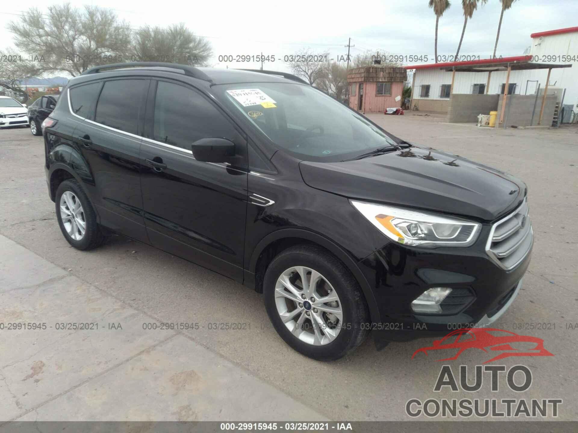 FORD ESCAPE 2017 - 1FMCU0G99HUD42570