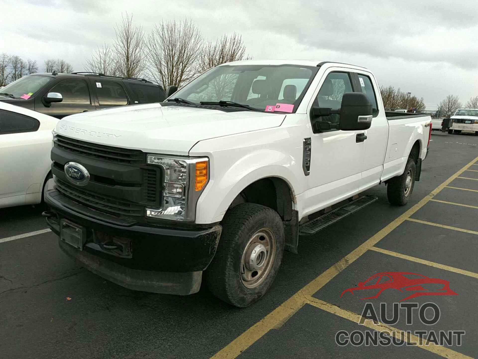 FORD SUPER DUTY F-250 SRW 2017 - 1FT7X2B66HEB30516