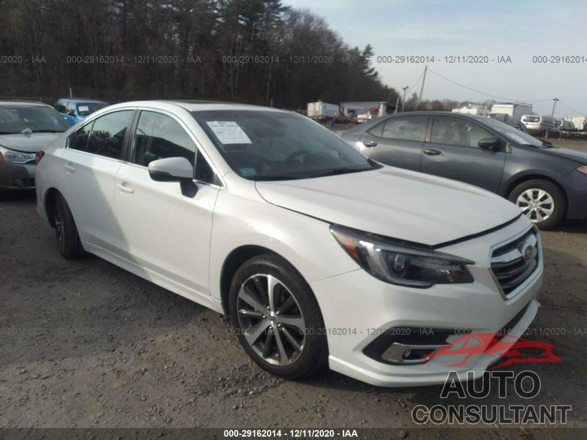 SUBARU LEGACY 2018 - 4S3BNAN62J3033854