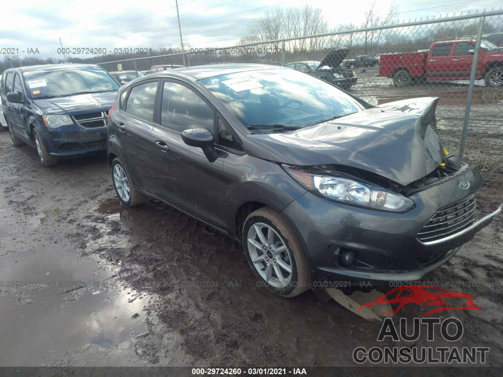 FORD FIESTA 2019 - 3FADP4EJ8KM105624