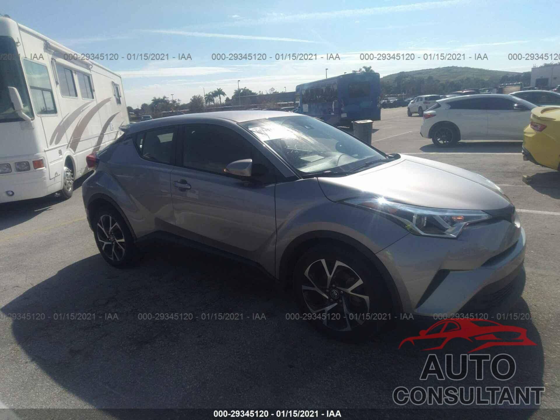 TOYOTA C-HR 2018 - NMTKHMBX1JR051541