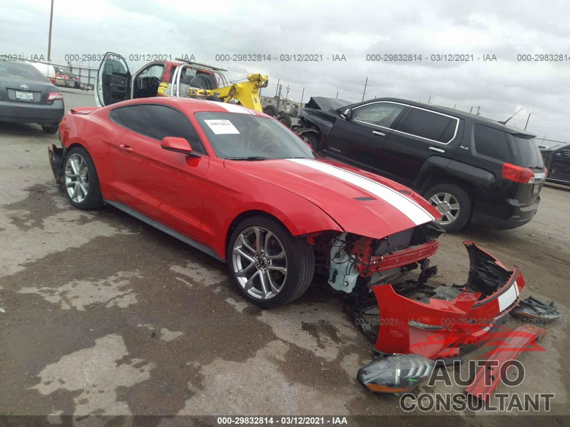 FORD MUSTANG 2019 - 1FA6P8TH3K5185646