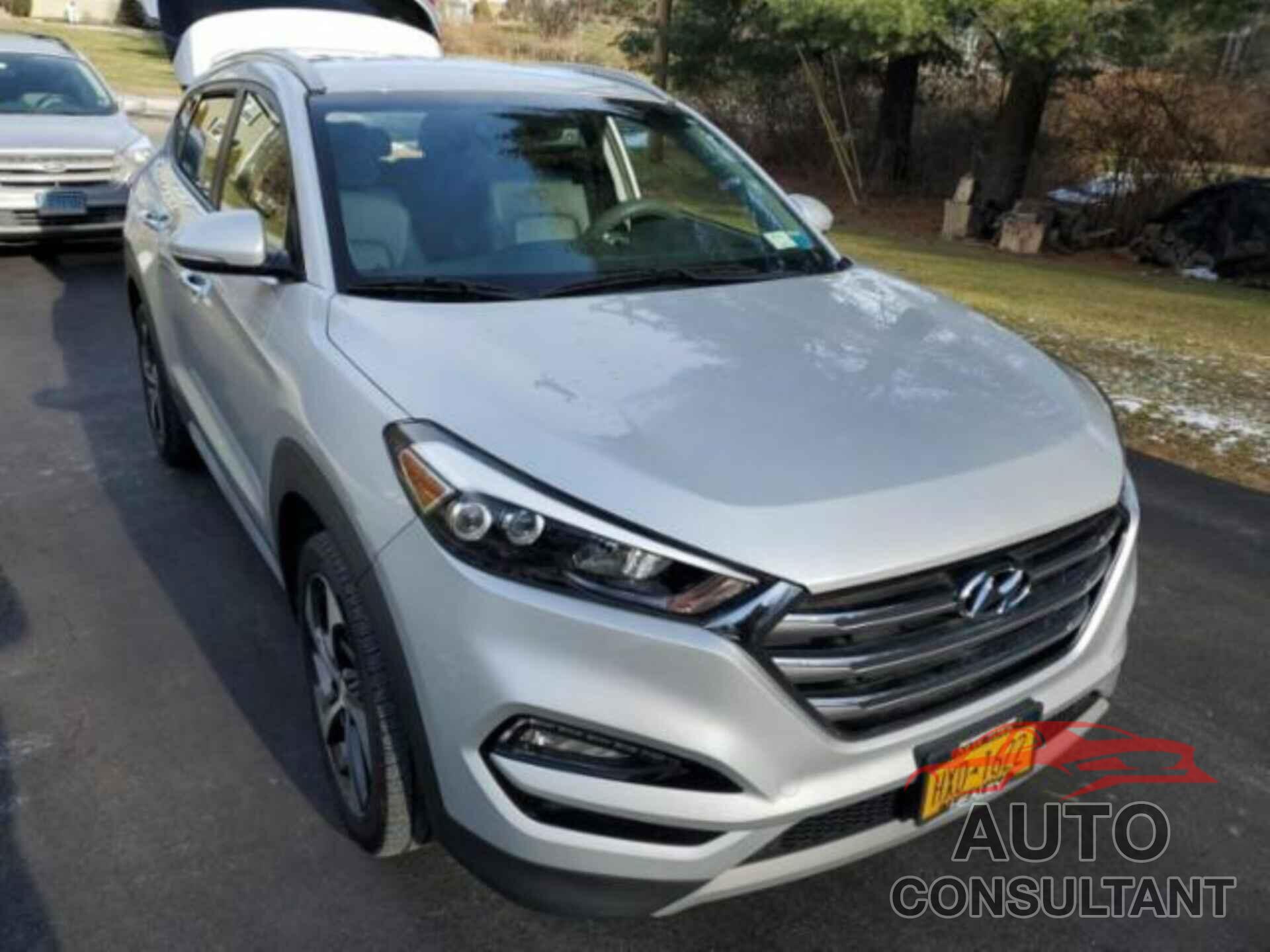 HYUNDAI TUCSON 2017 - KM8J3CA26HU588936