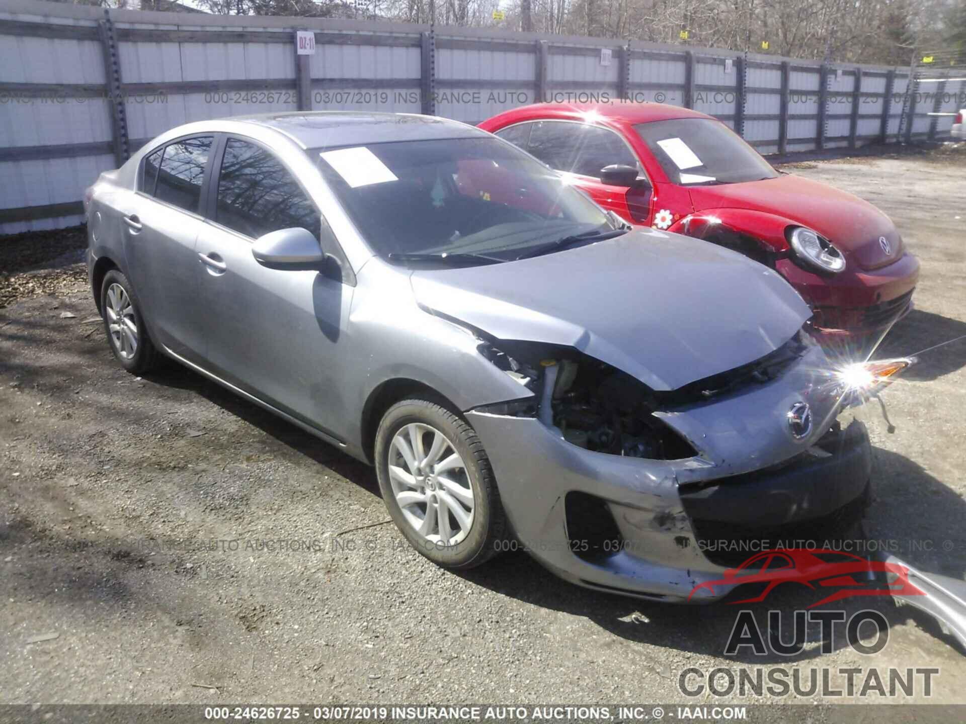 MAZDA 3 2012 - JM1BL1W7XC1613767