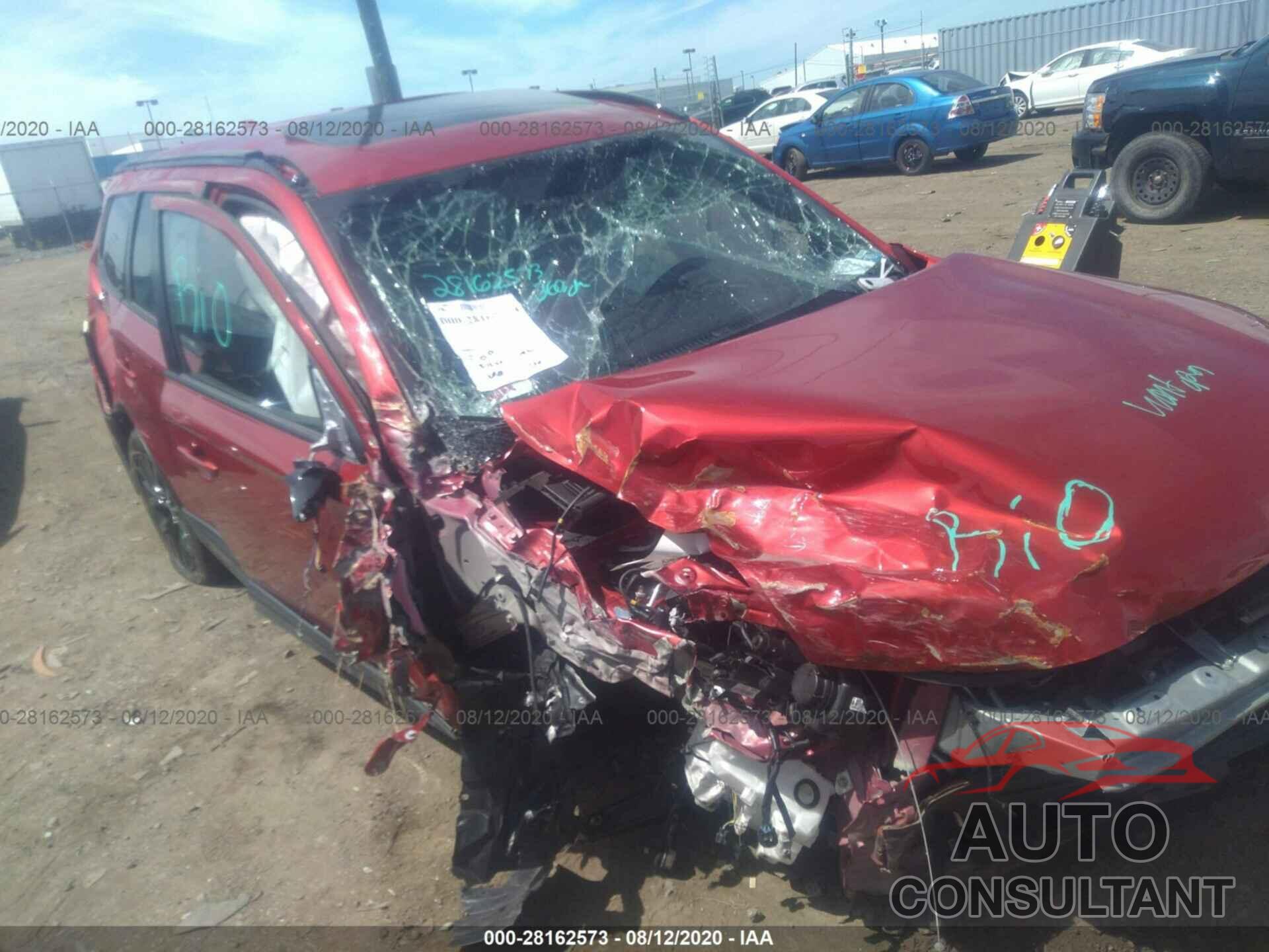 MITSUBISHI OUTLANDER 2019 - JA4AZ3A35KZ047408