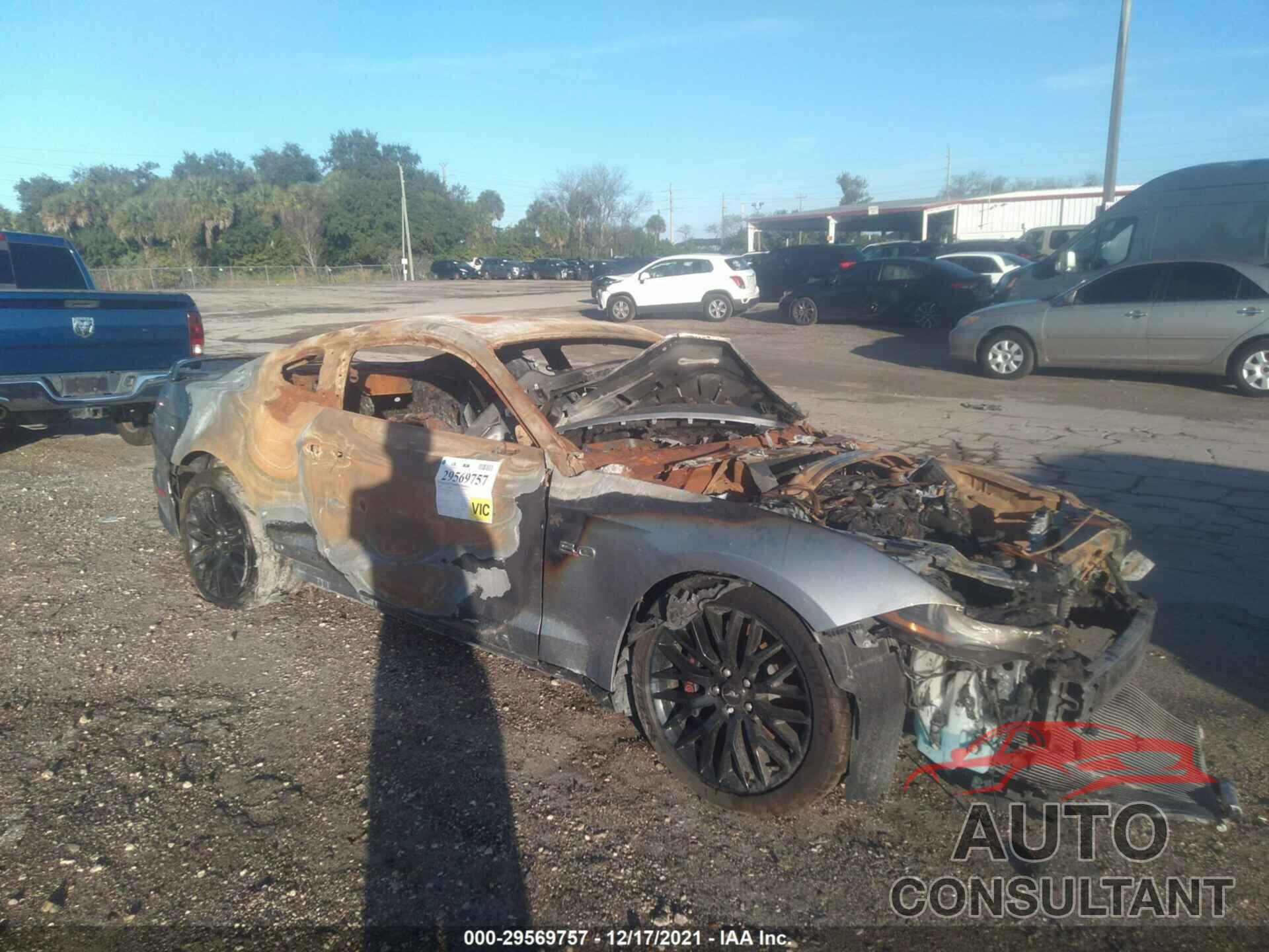 FORD MUSTANG 2020 - 1FA6P8CF5L5145603