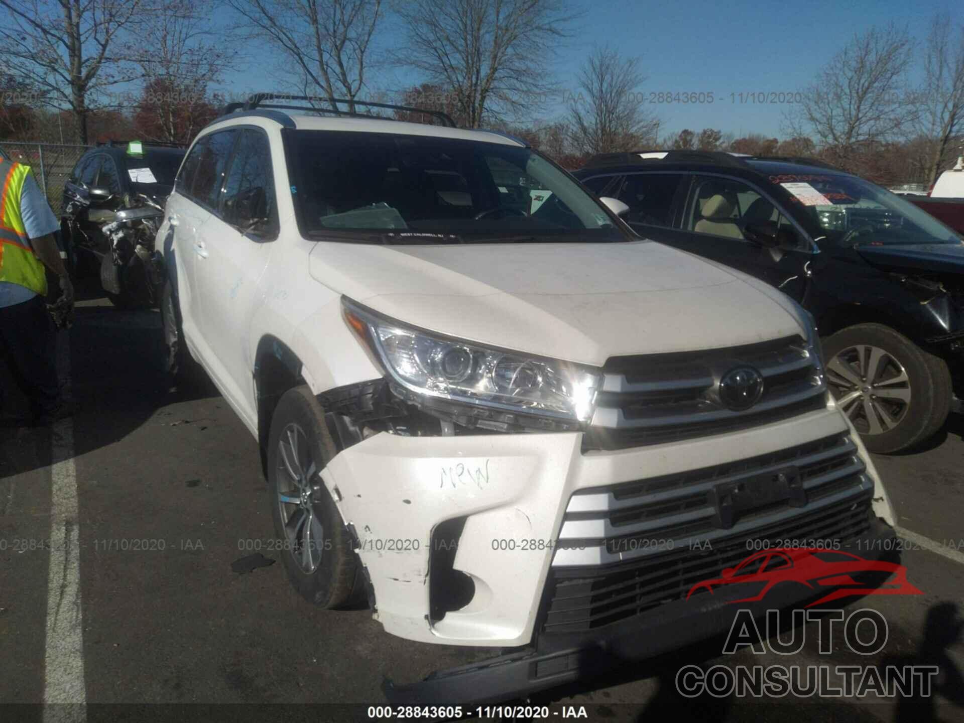 TOYOTA HIGHLANDER 2017 - 5TDJZRFH3HS513554