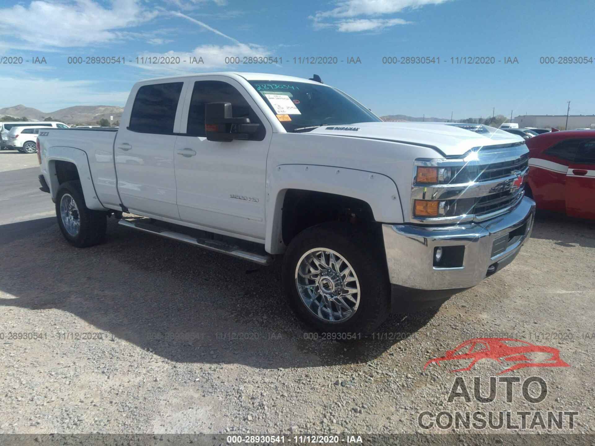 CHEVROLET SILVERADO 2500HD 2018 - 1GC1KVEY3JF206261