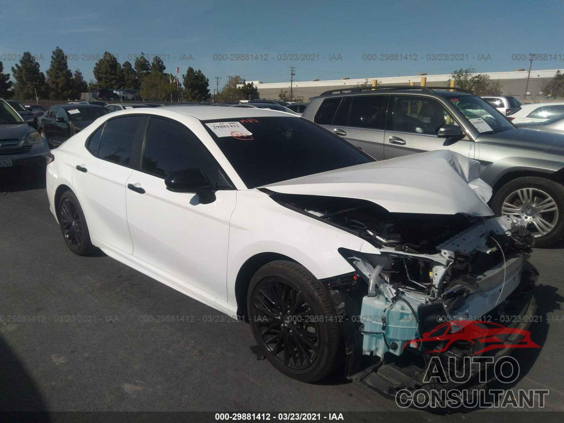 TOYOTA CAMRY 2020 - 4T1G11AK2LU337411