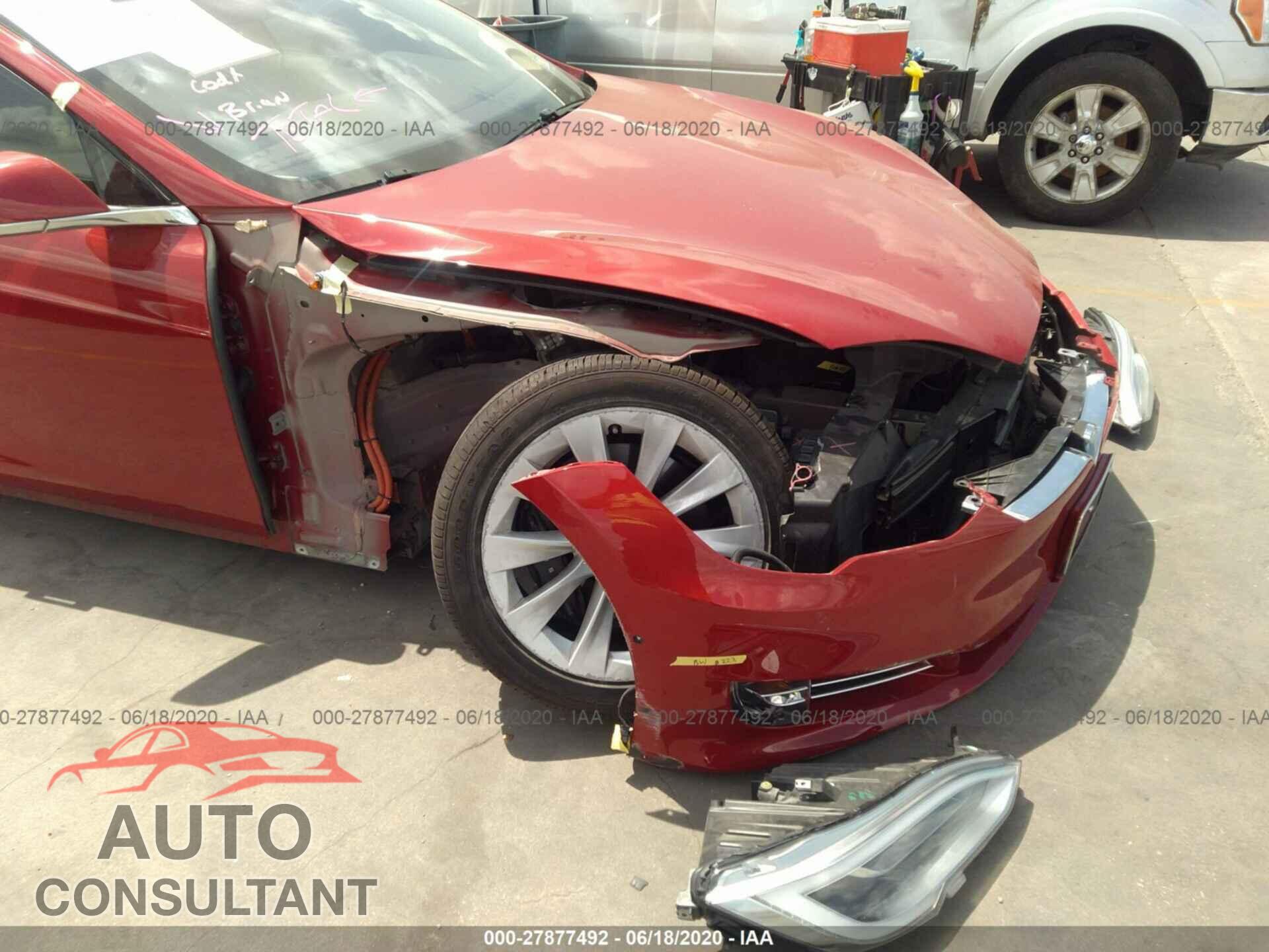 Tesla Model S 2016 - 5YJSA1E10GF151140